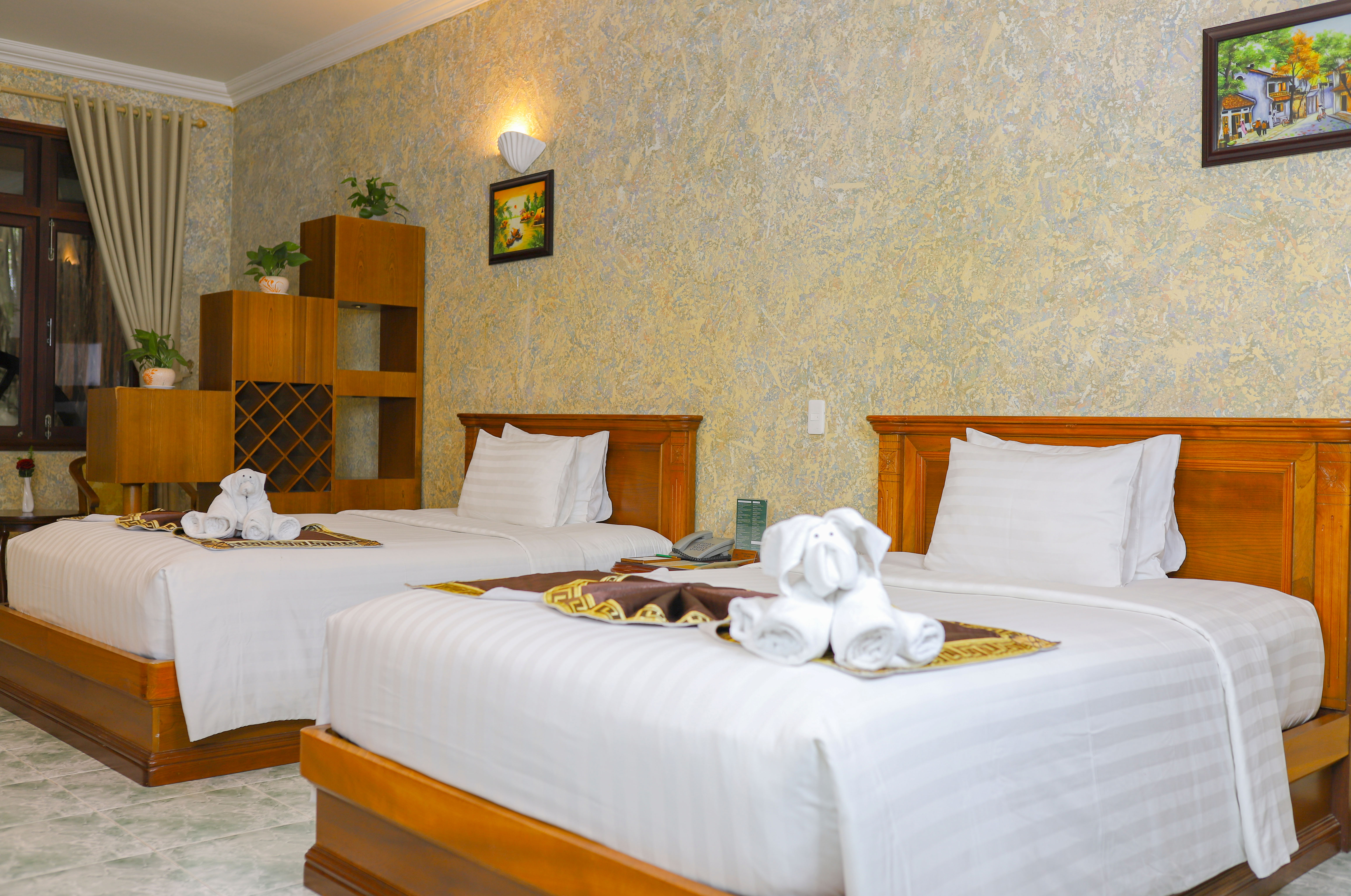 Twin Deluxe Two Bedroom