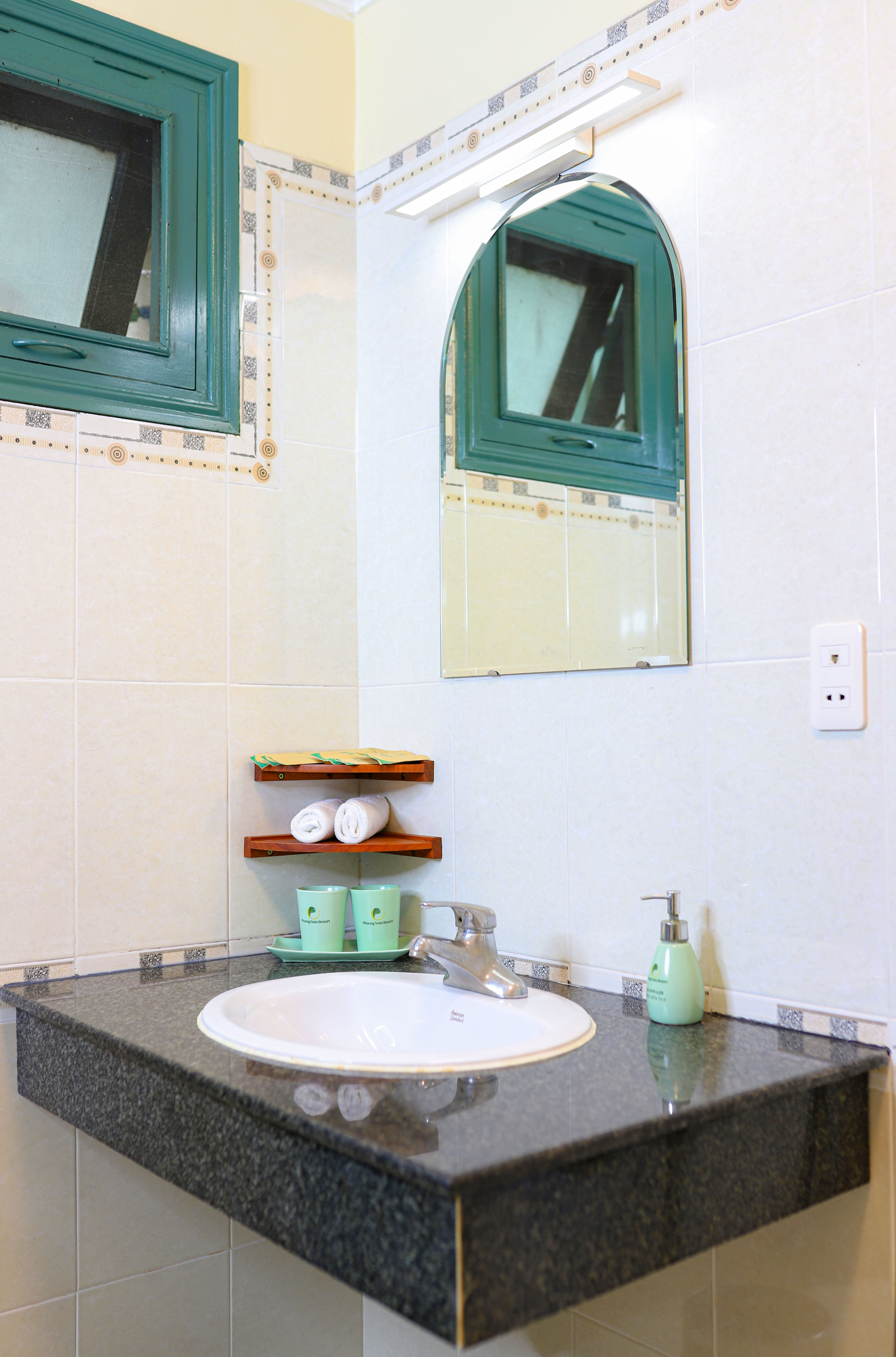 Double Deluxe King Bed