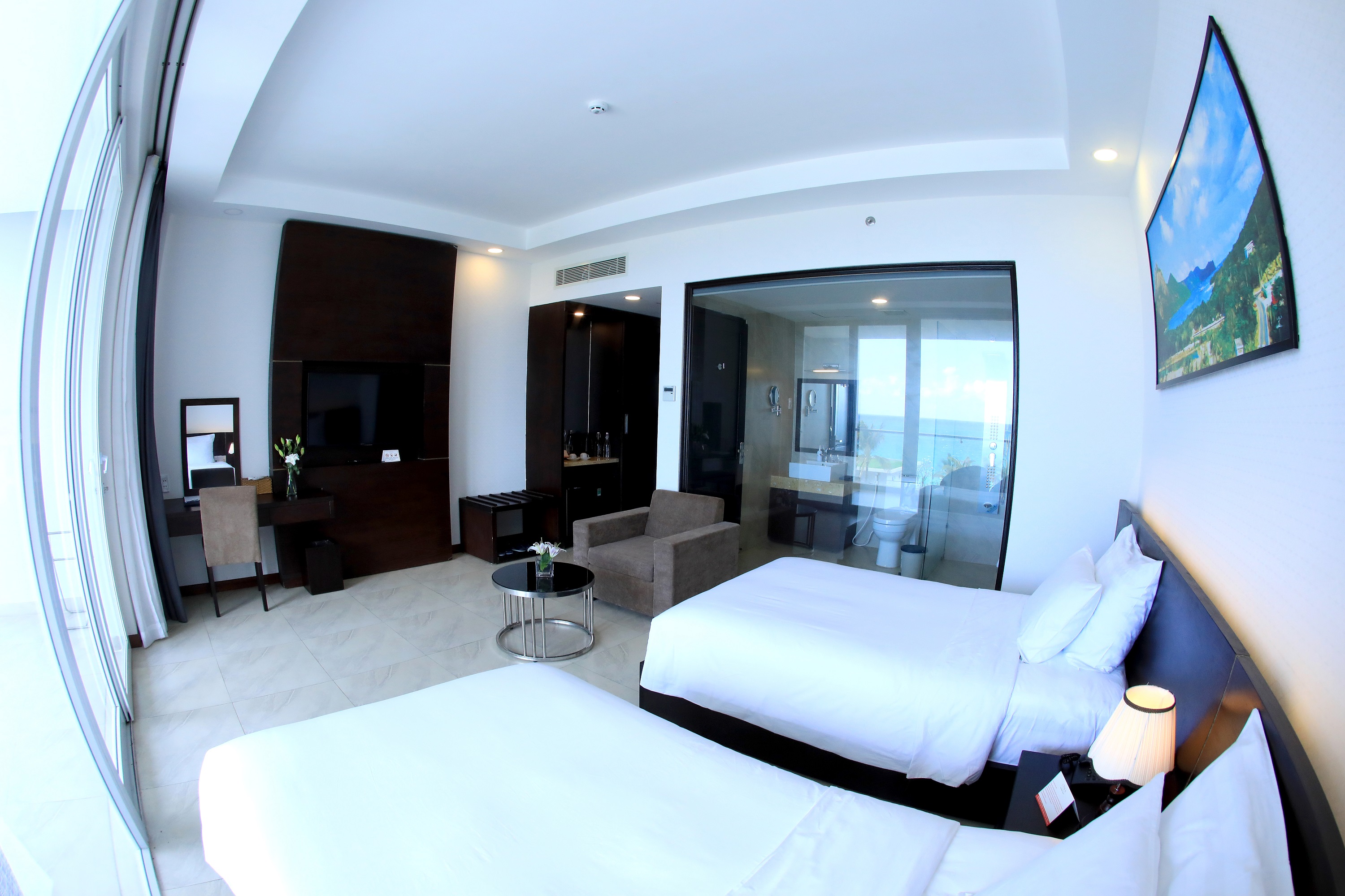 Twin Ocean View with Balcony