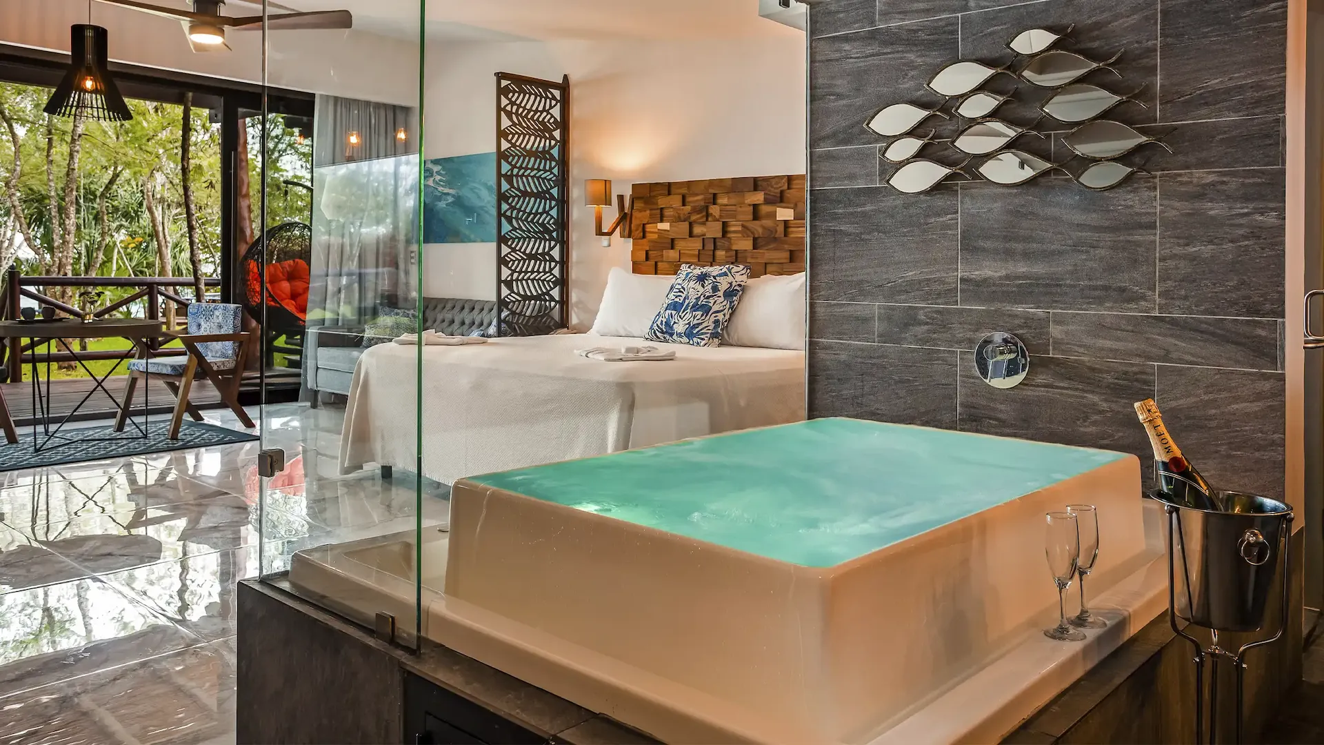 Room Deluxe King Bed