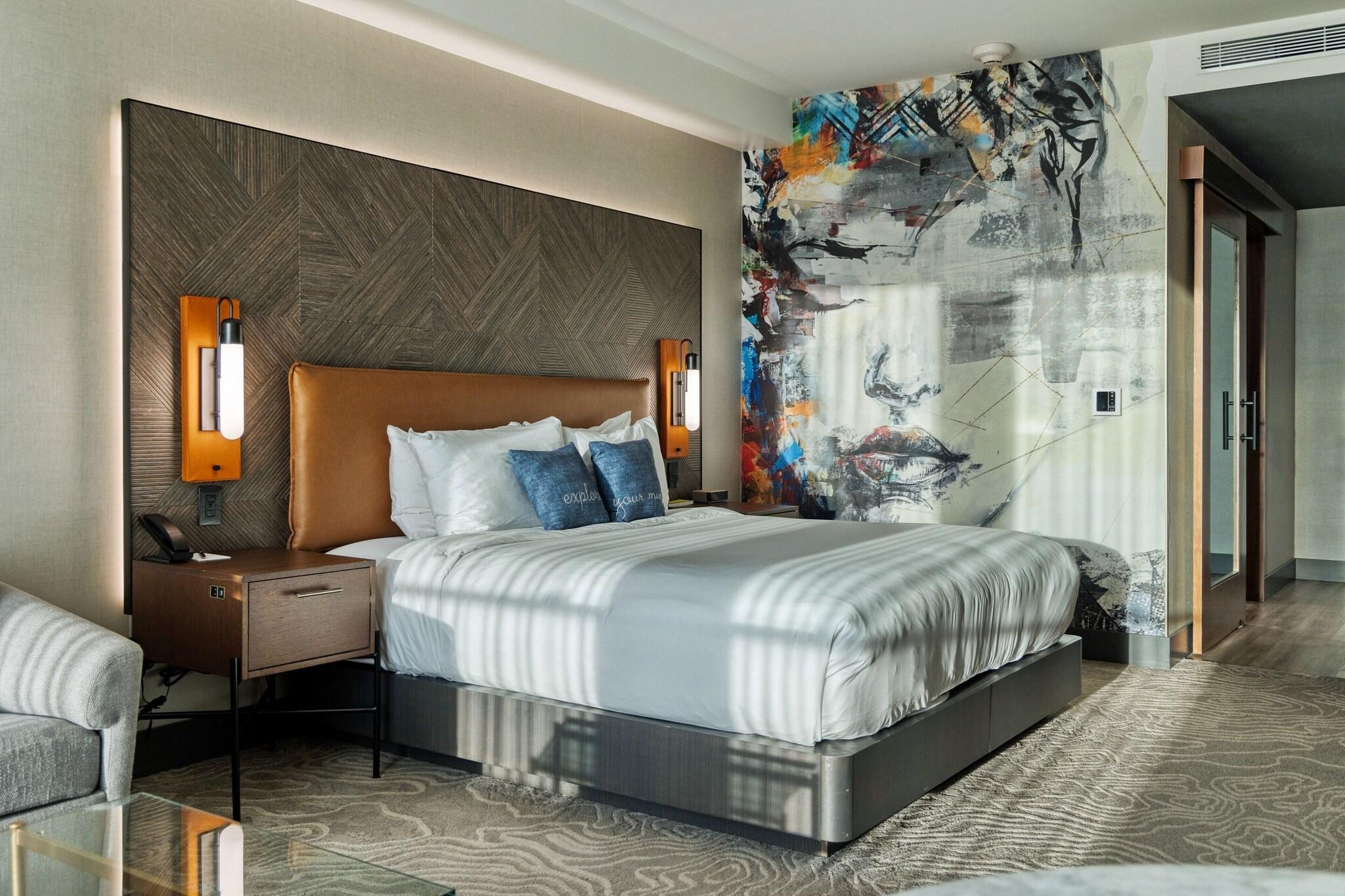 Studio King Size Bed