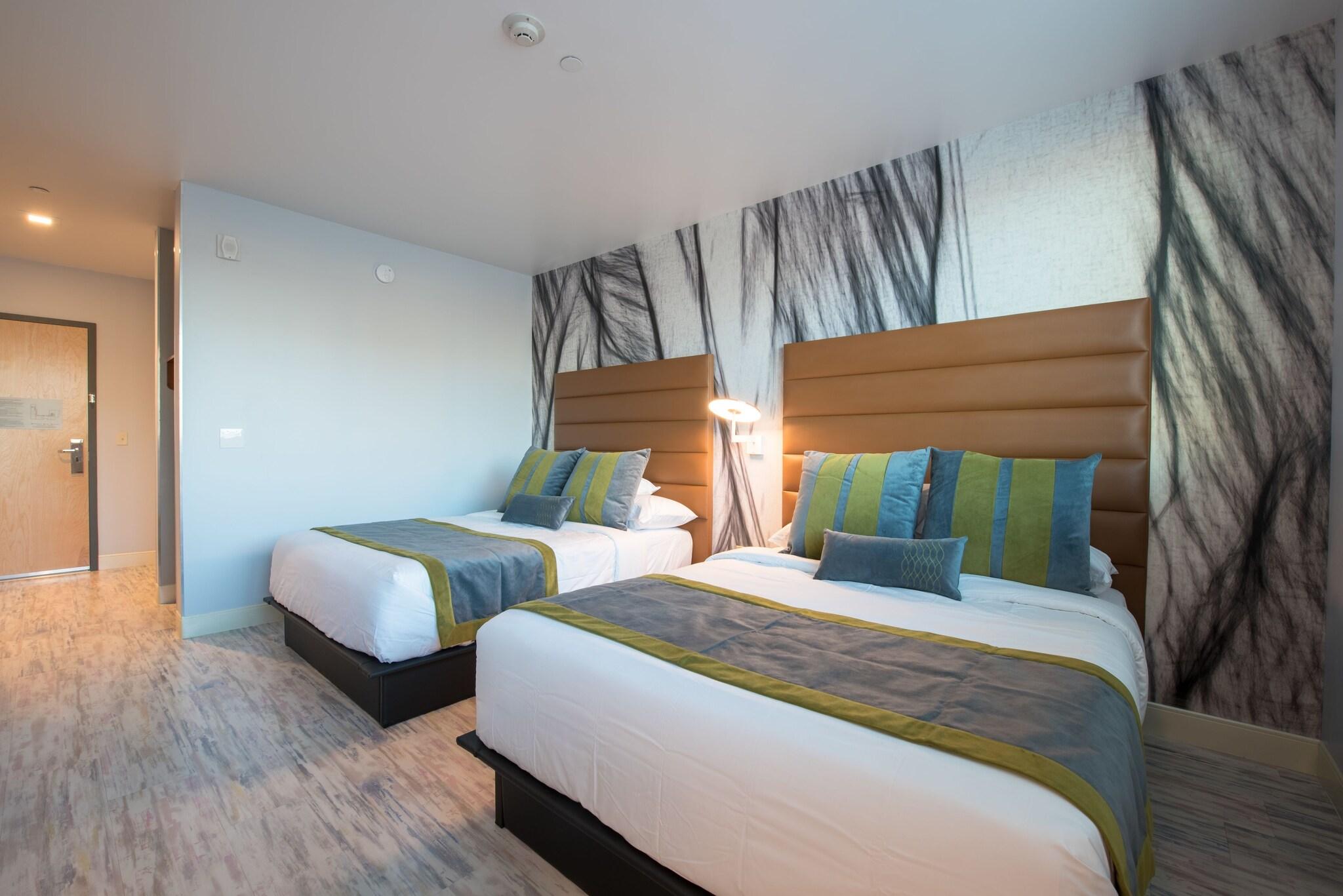 Room Classic Two Queen Beds