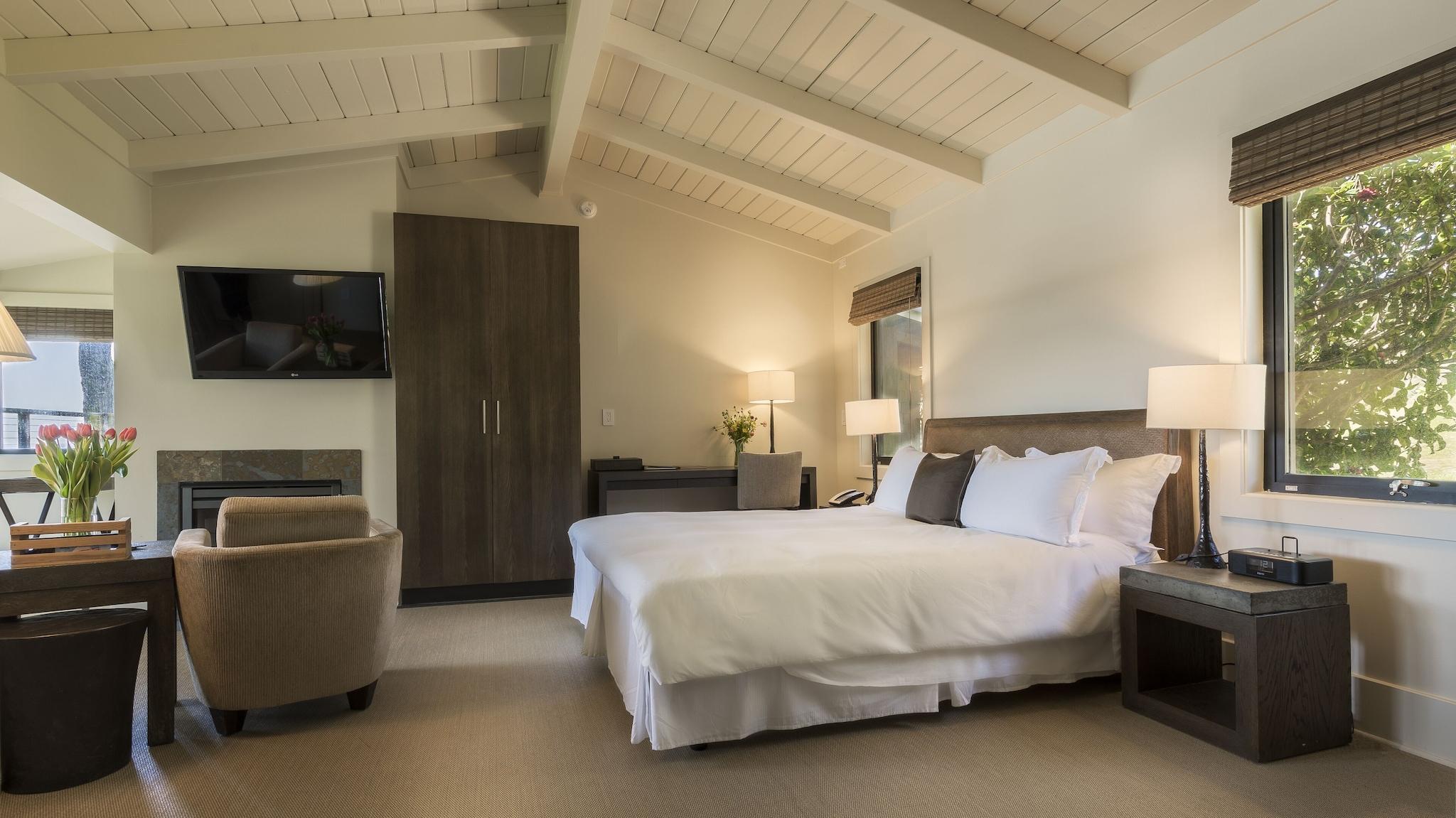 Double Ocean View King Bed