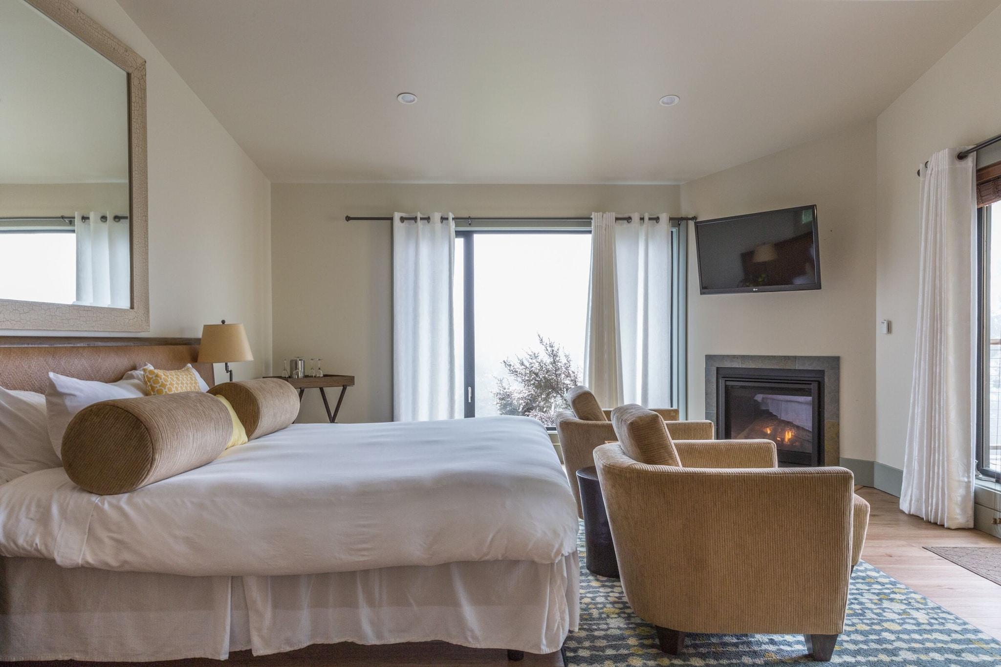 Double Ocean View King Bed