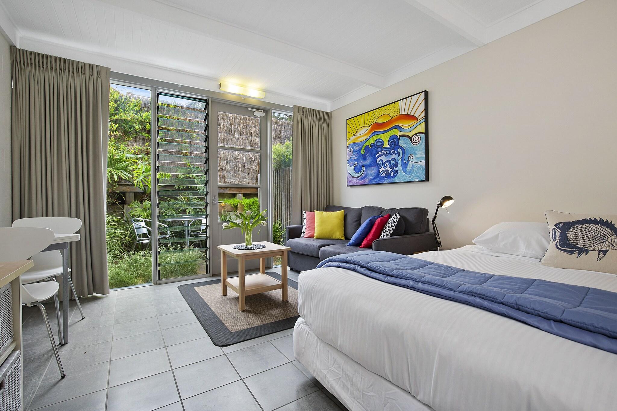 Apartment King Size Bed