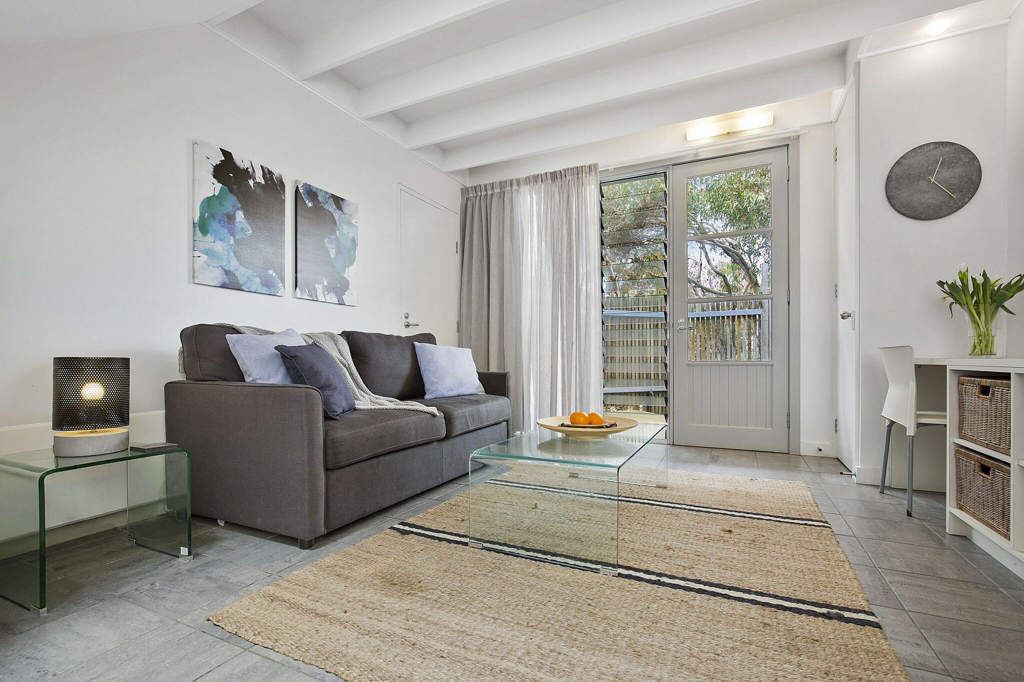 Studio King Size Bed