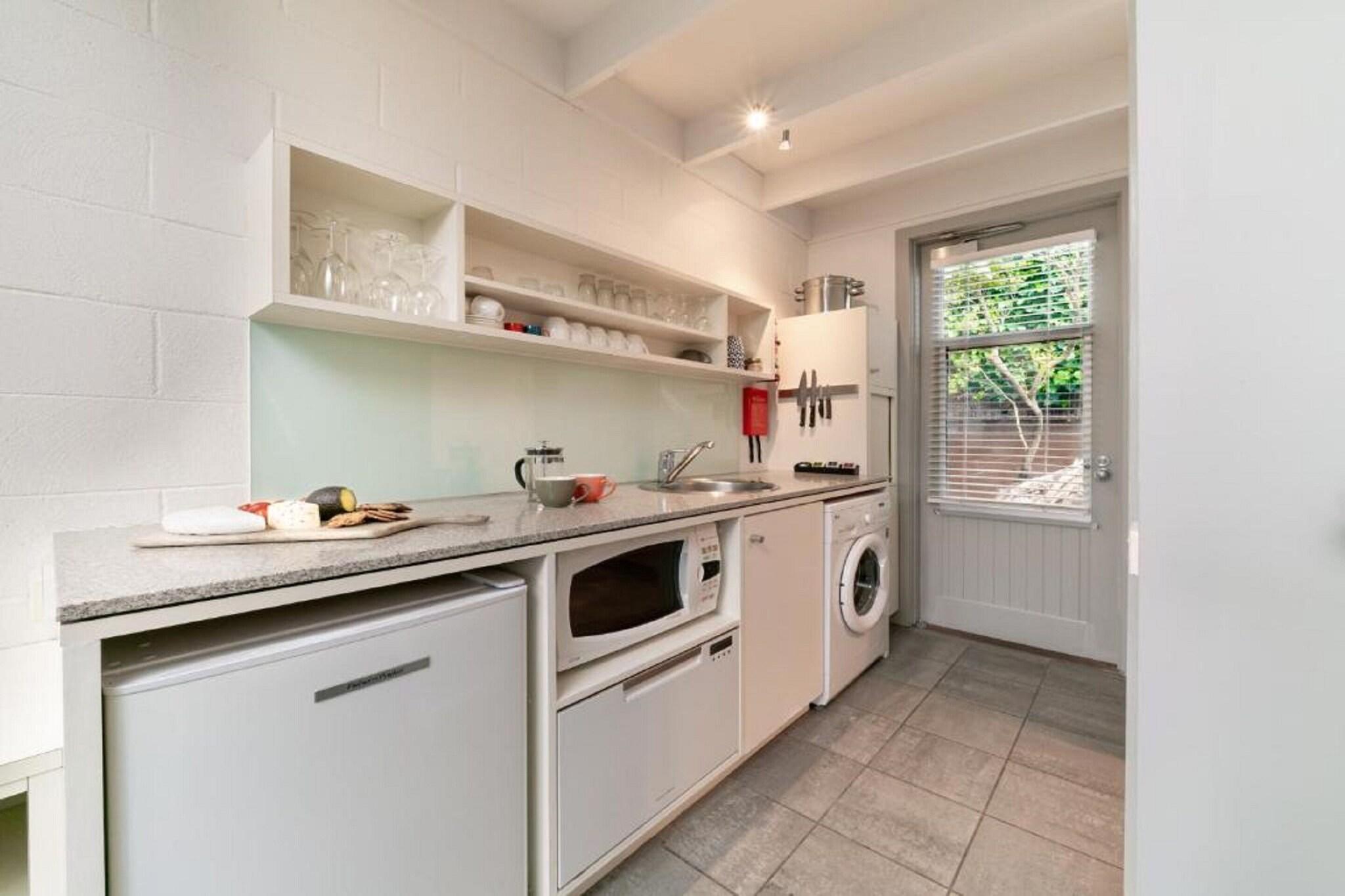 Studio King Size Bed