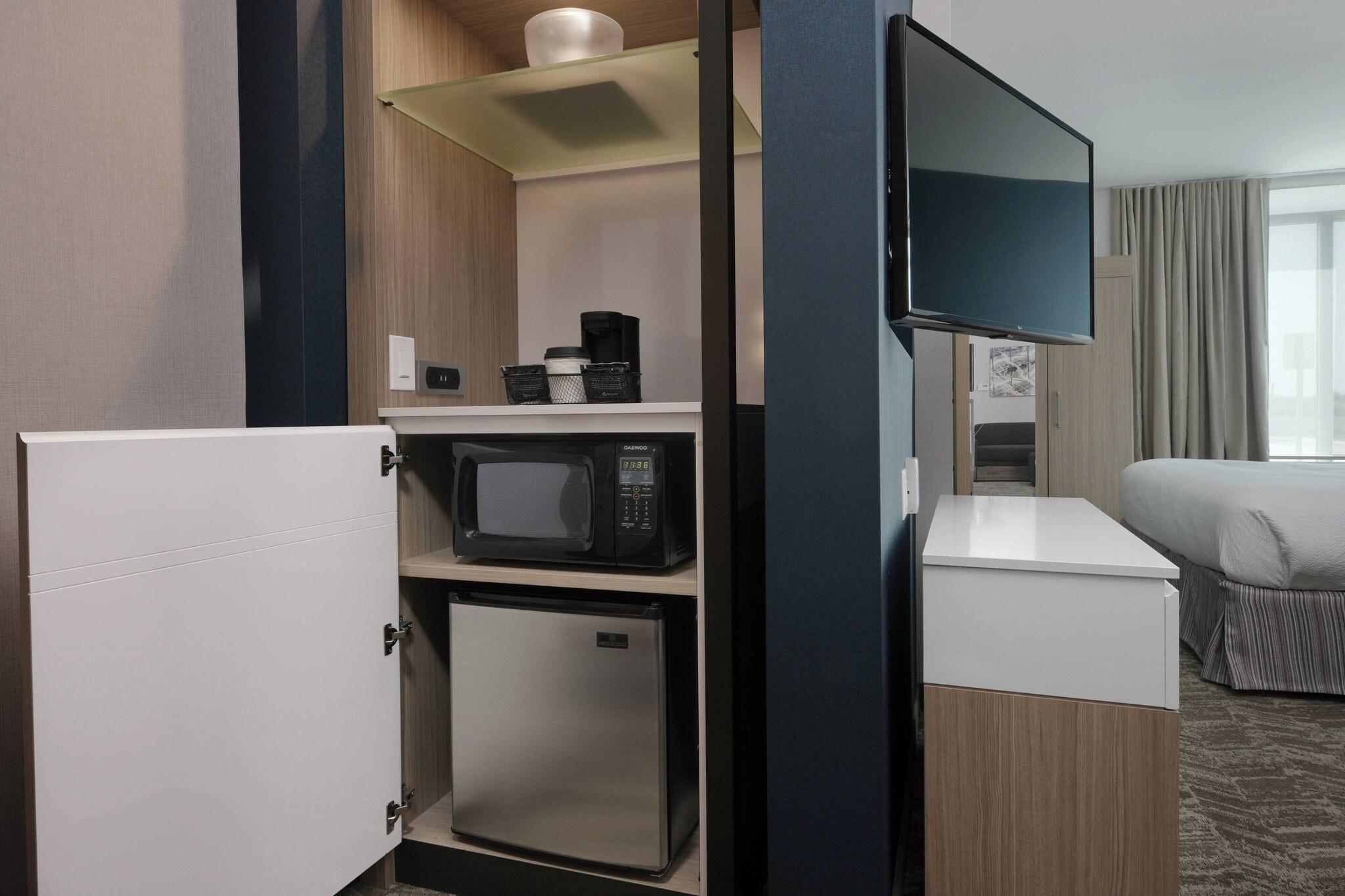 Suite Two Queen Beds