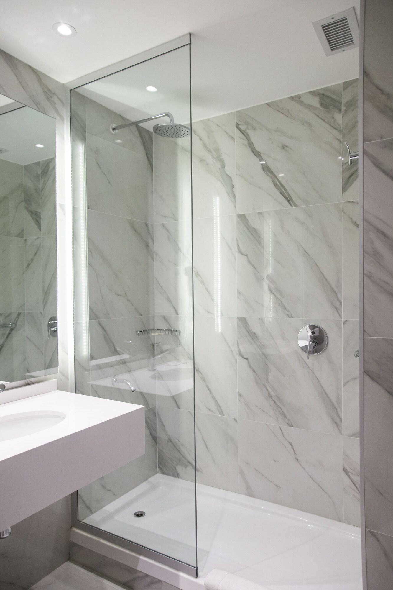 Quadruple Two Double Beds