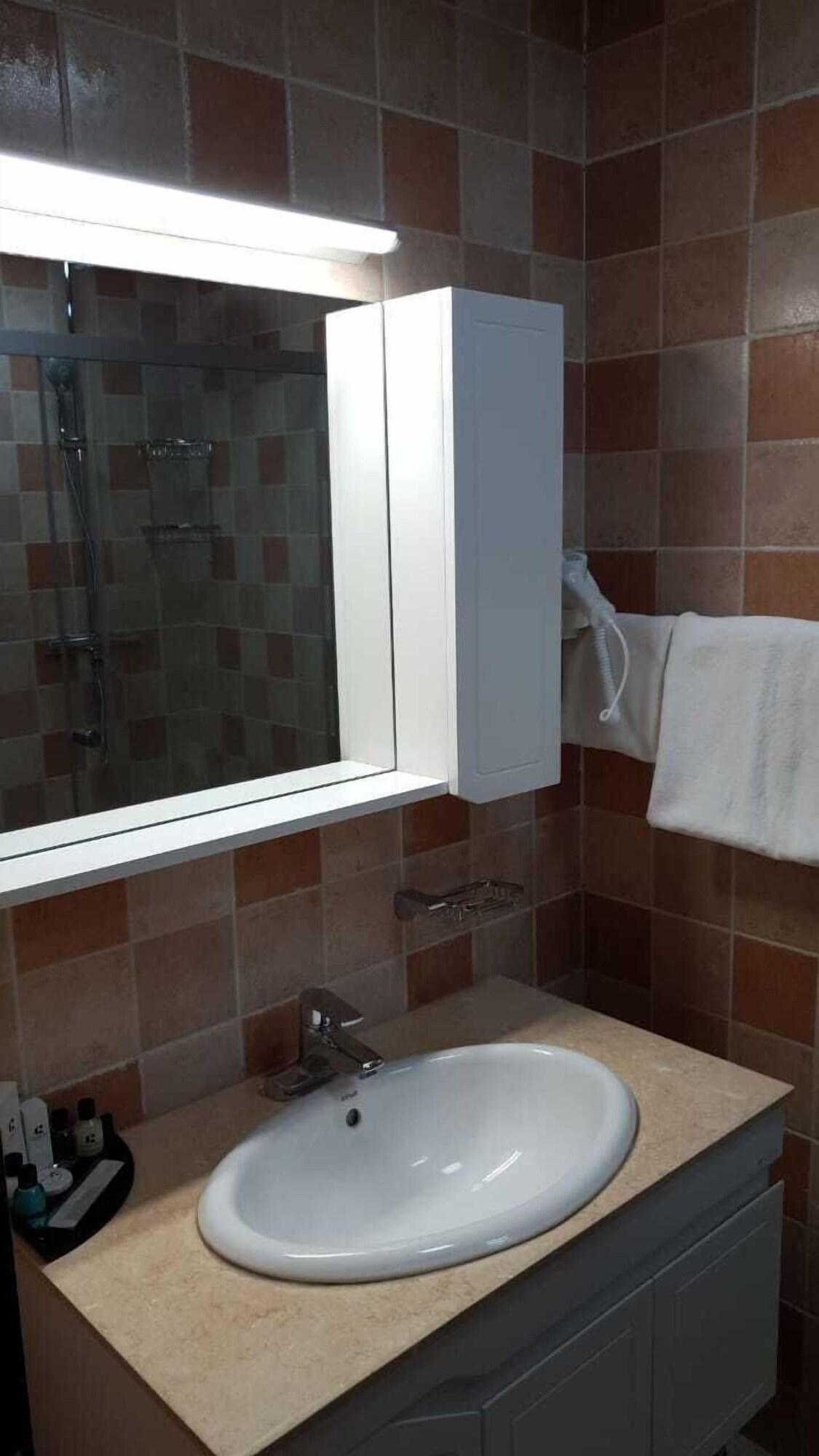 Double King Size Bed