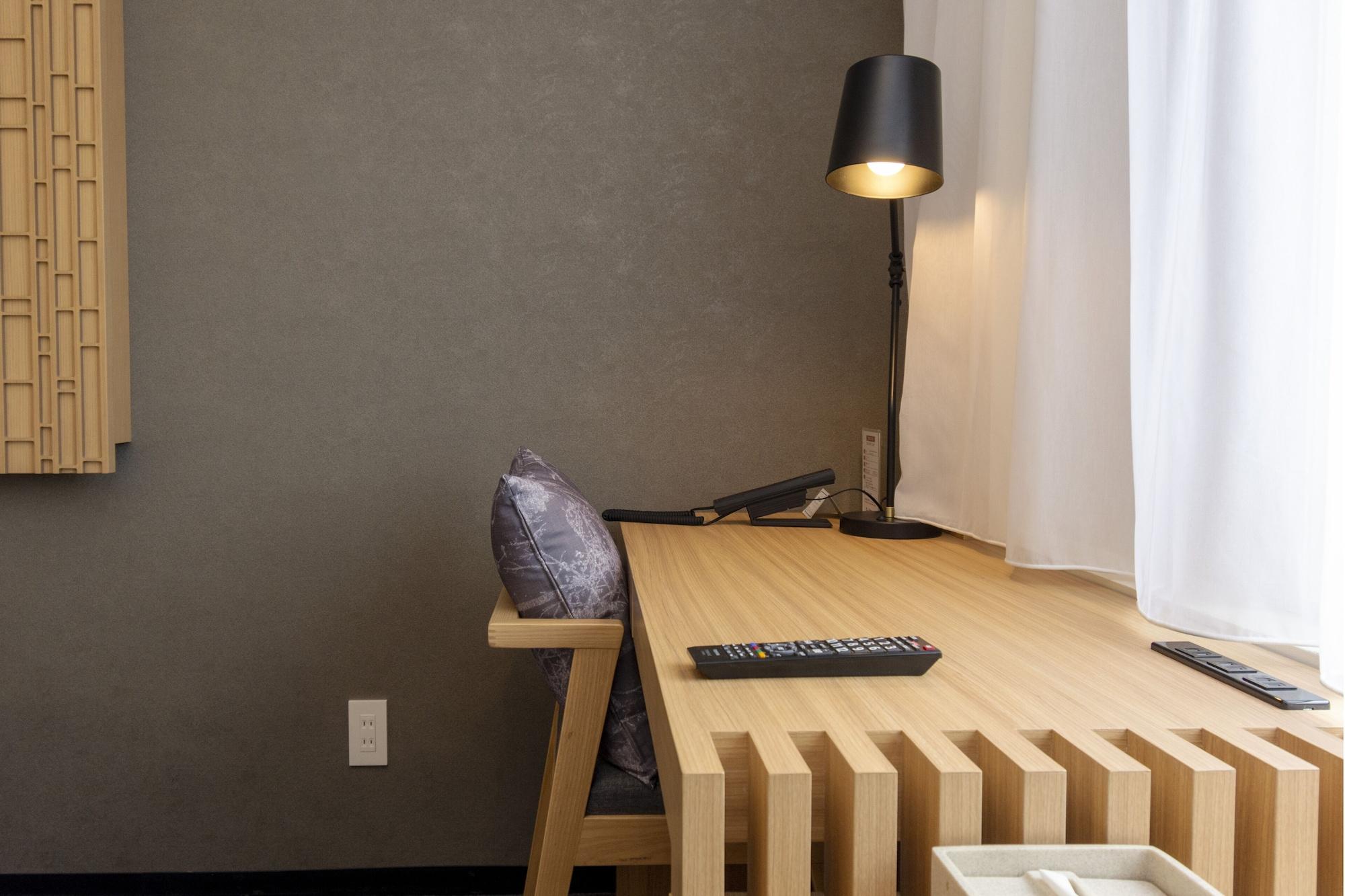 Double King Bed Non Smoking