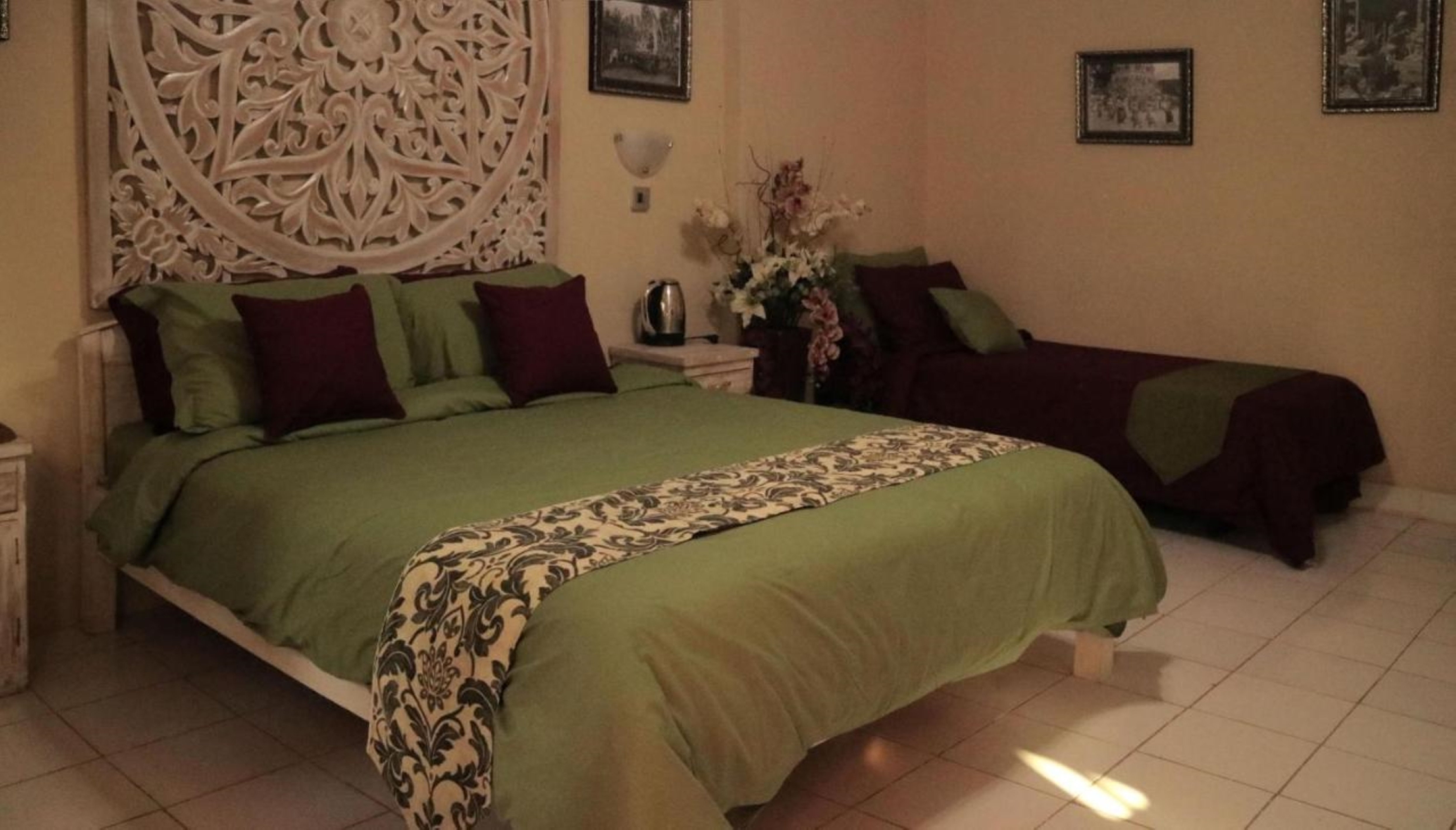 Family Room Capacity 4