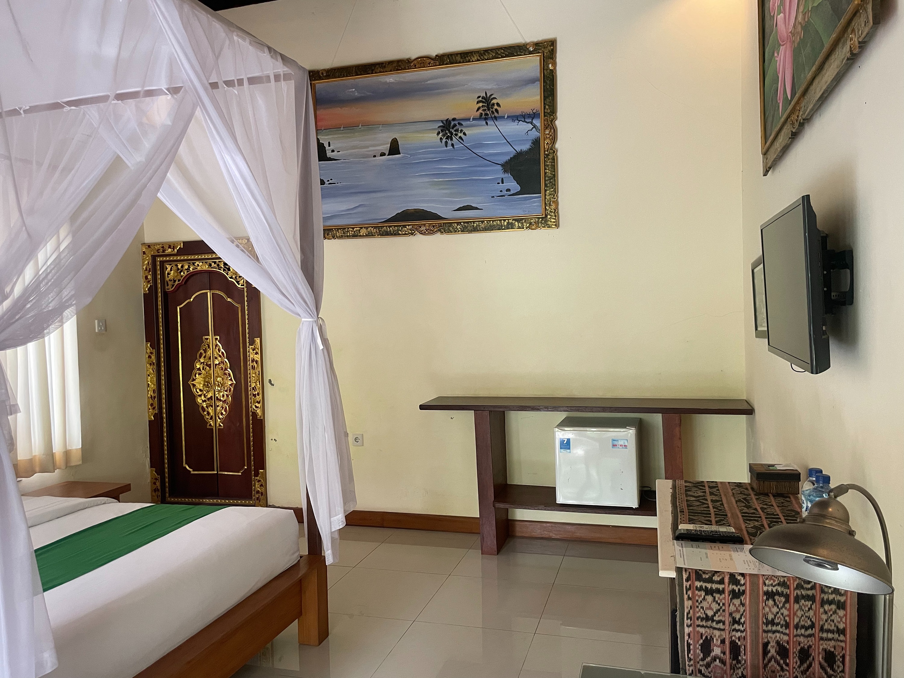 Twin Superior Pool View