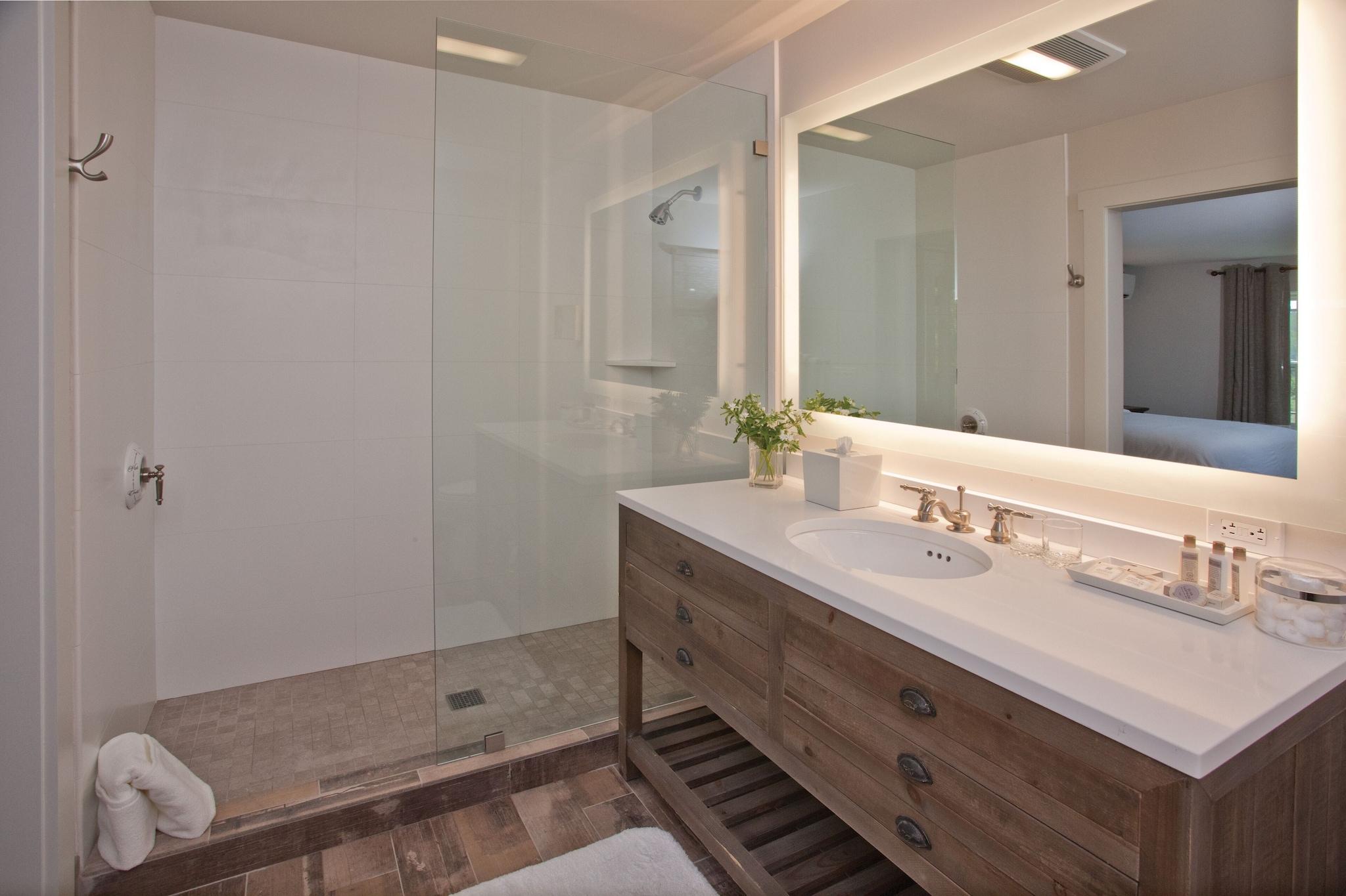 Double Superior with Views