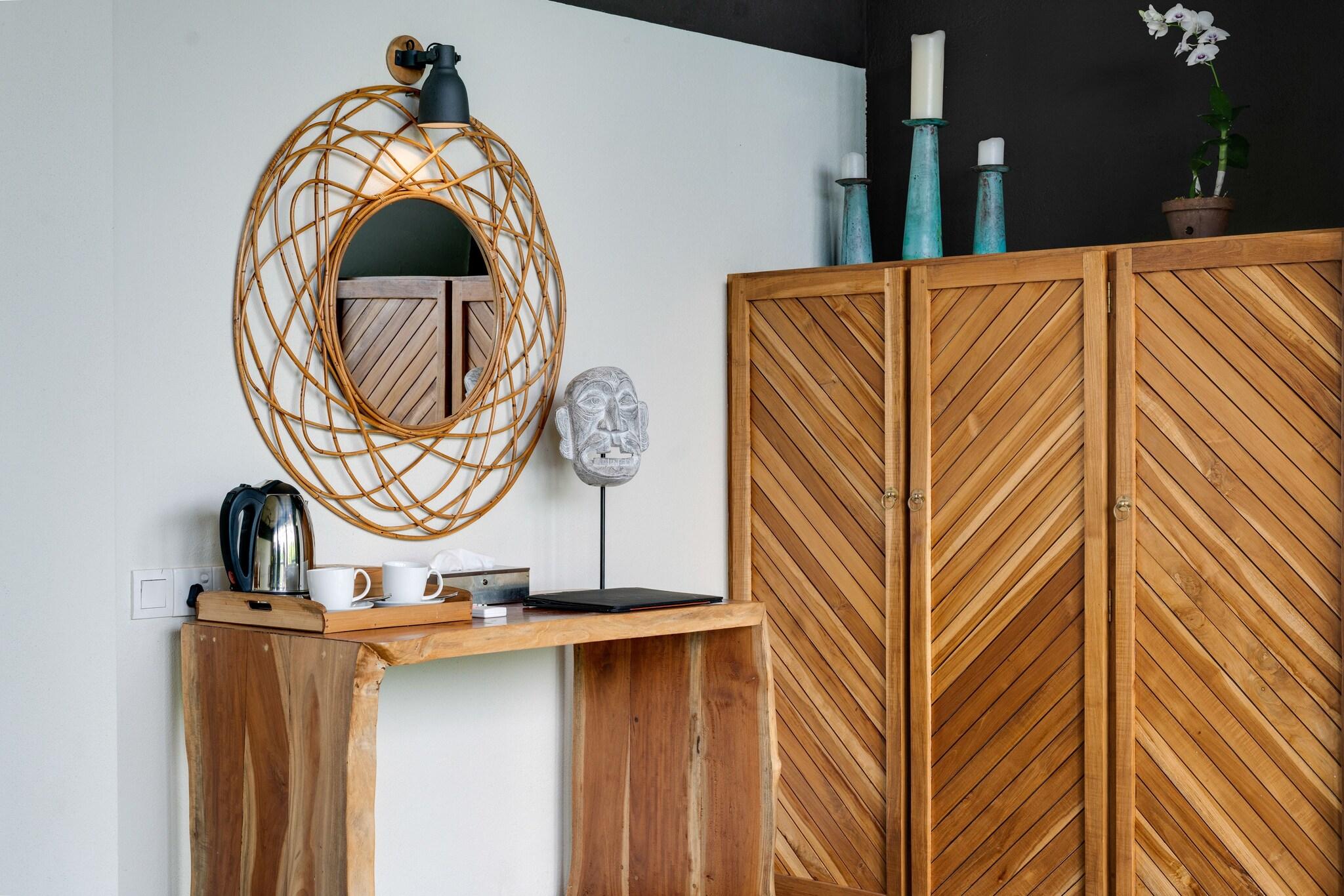 Double Garden View King Bed