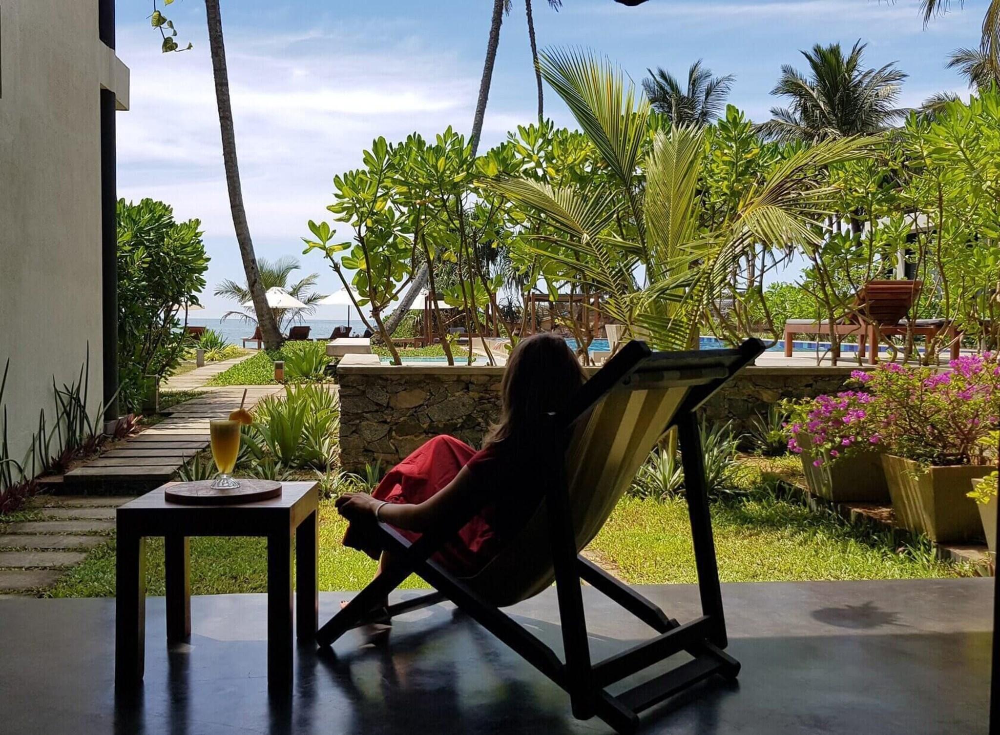 Suite Partial Ocean View King Bed