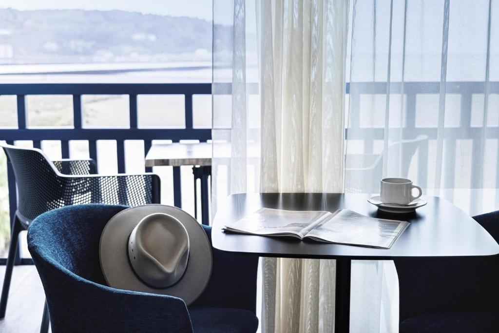 Double Classic Ocean Front