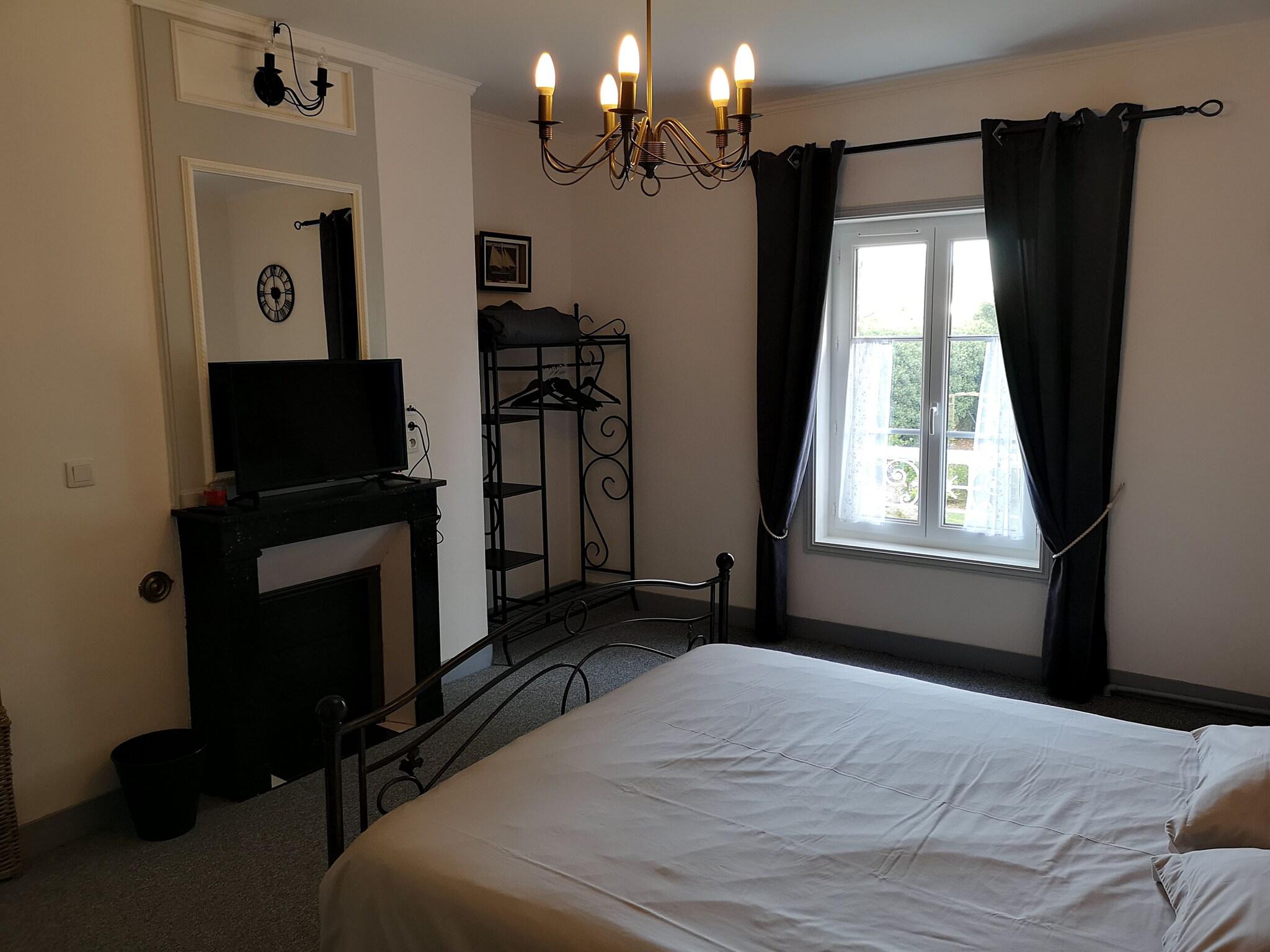 Suite Queen Size Bed