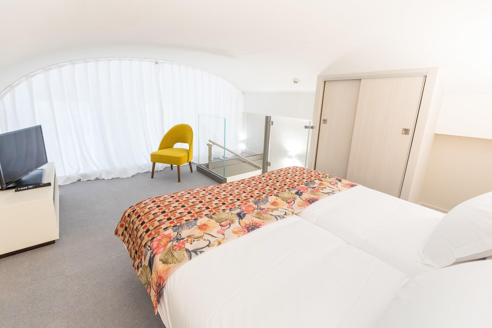 Apartment Capacity 6