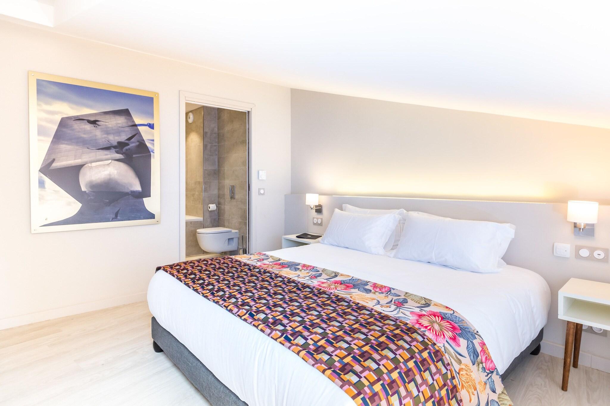 Apartment Queen Bed Two Bedrooms