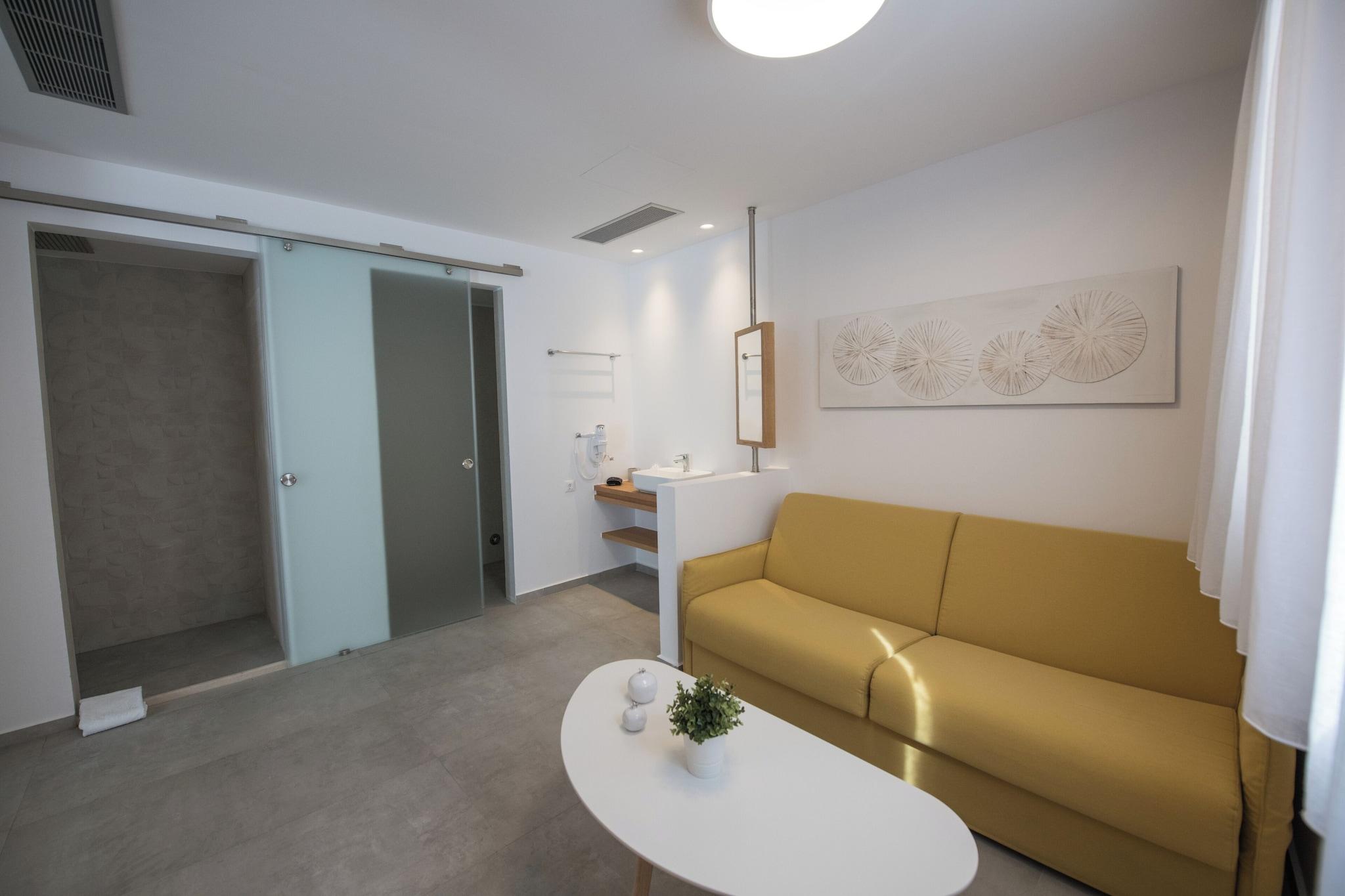 Family Room Side Sea View