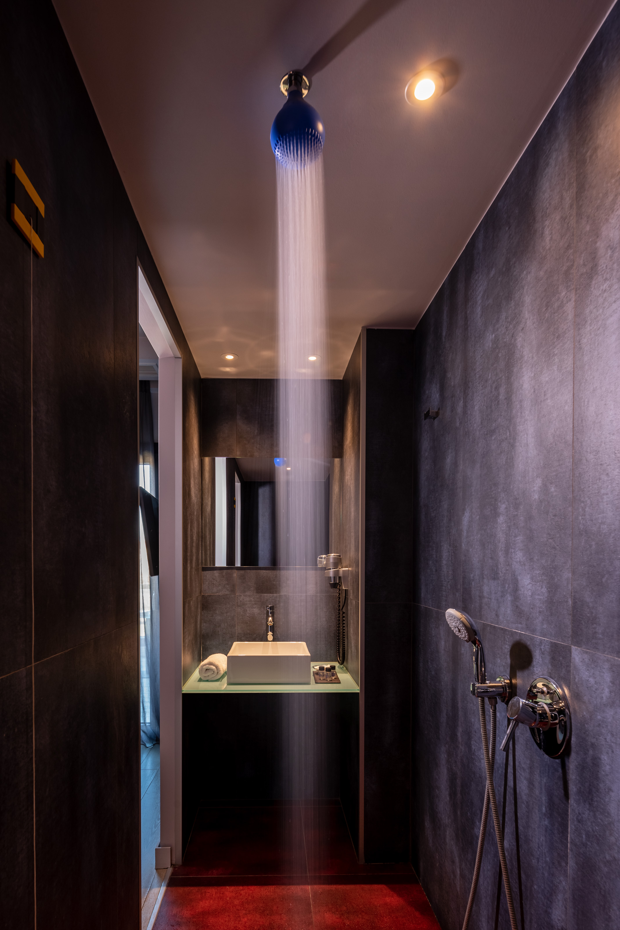 Single Mountain View