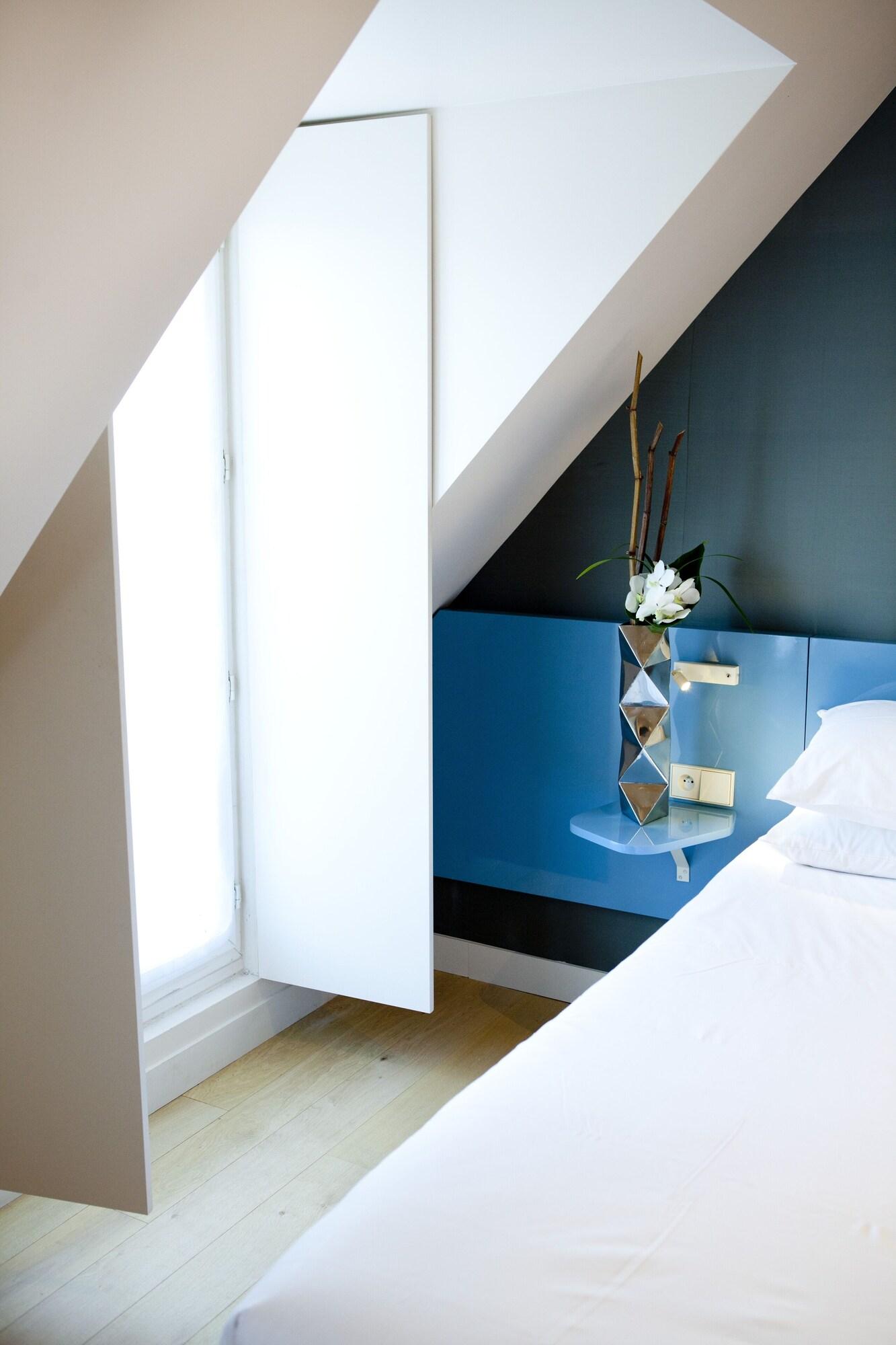 Double Deluxe King Bed