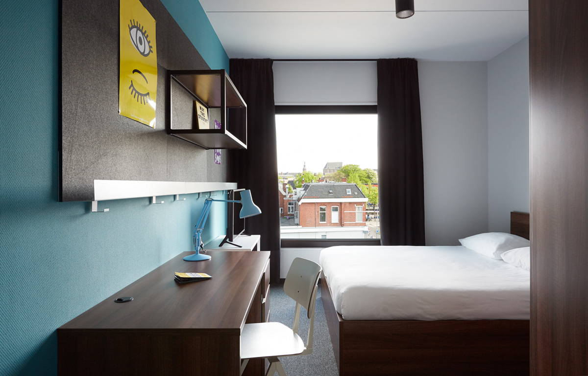 Double Queen Size Bed