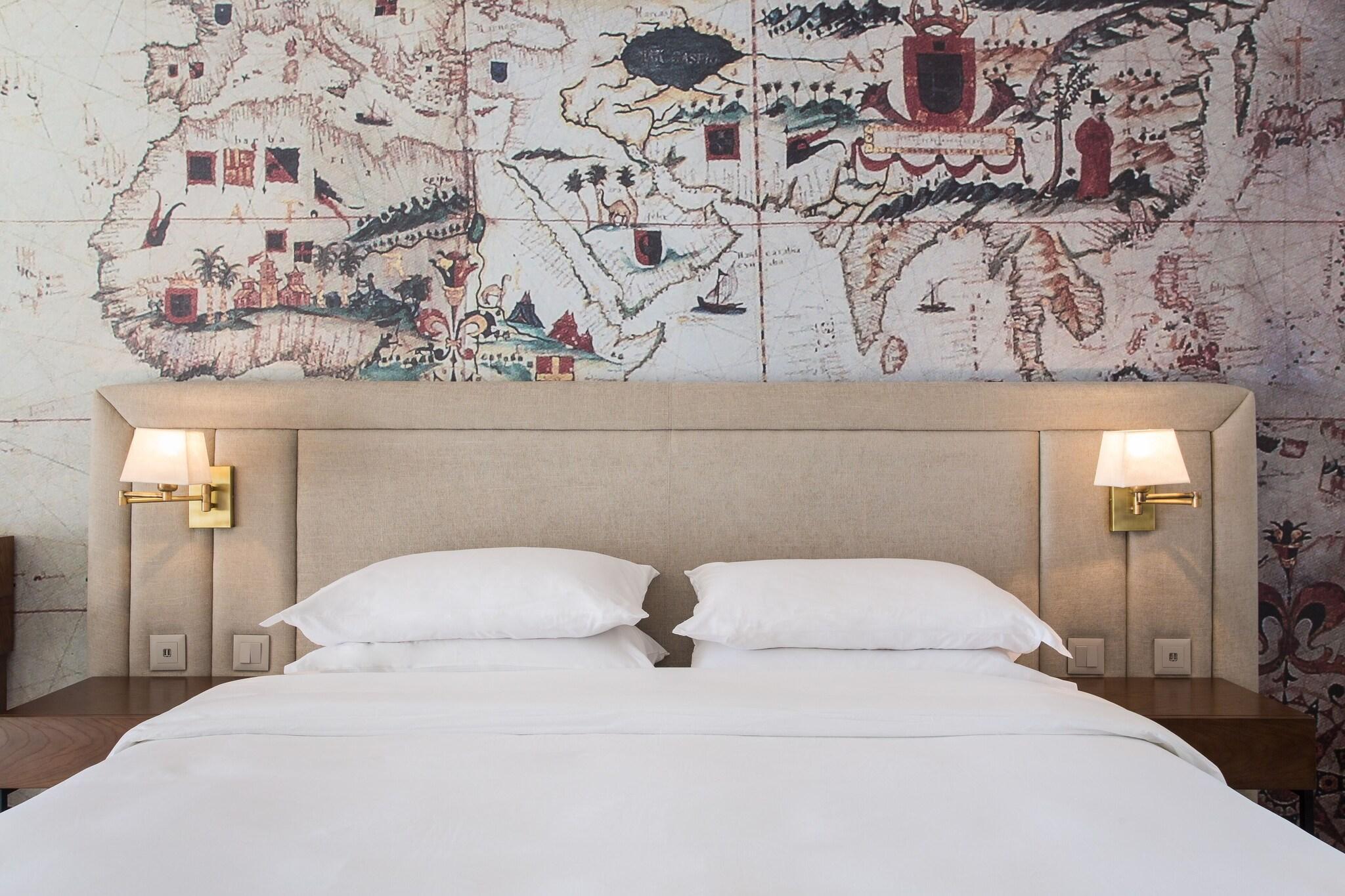 Twin Sea View with Balcony