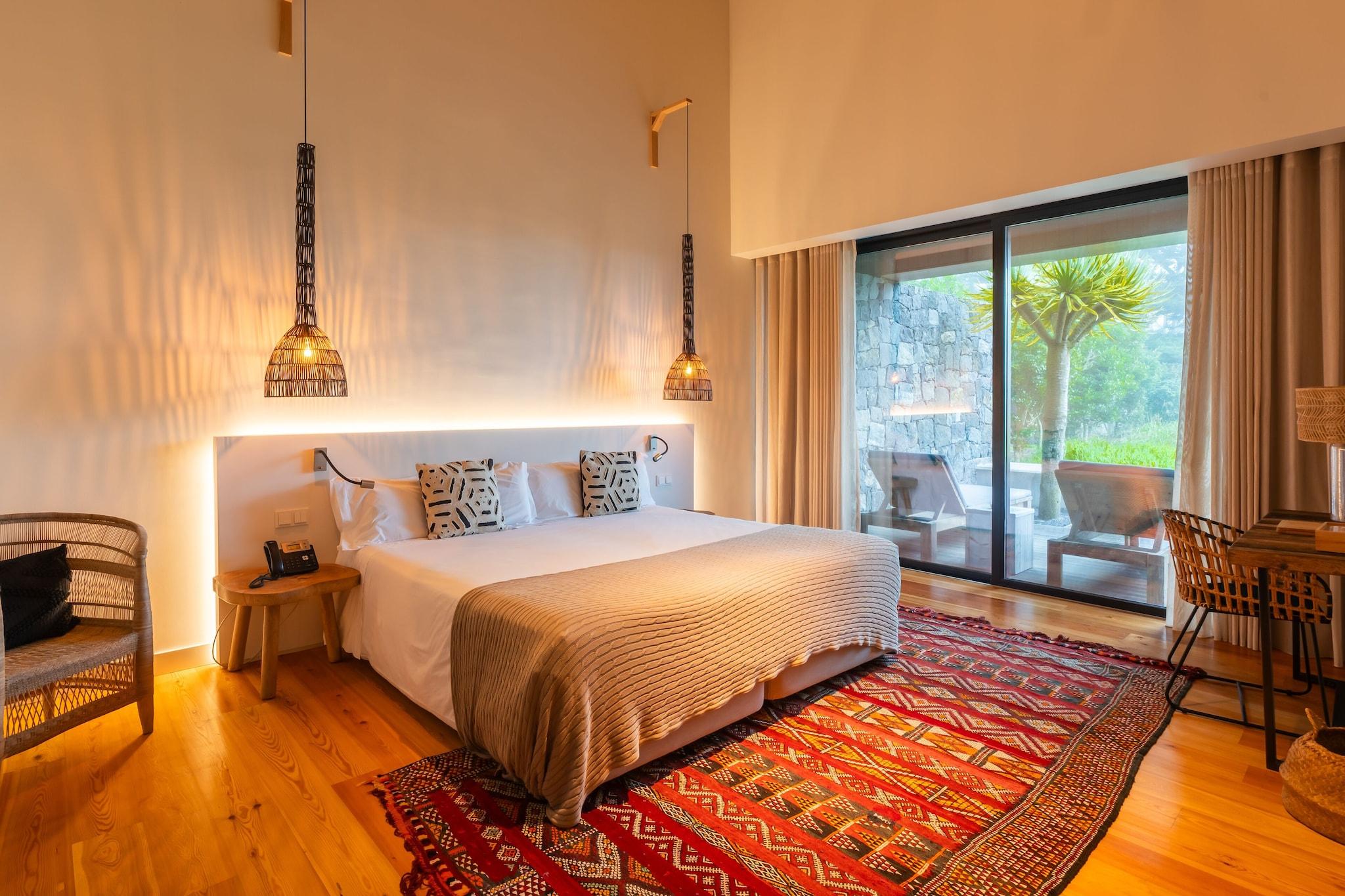 Double or Twin Deluxe with Private Pool