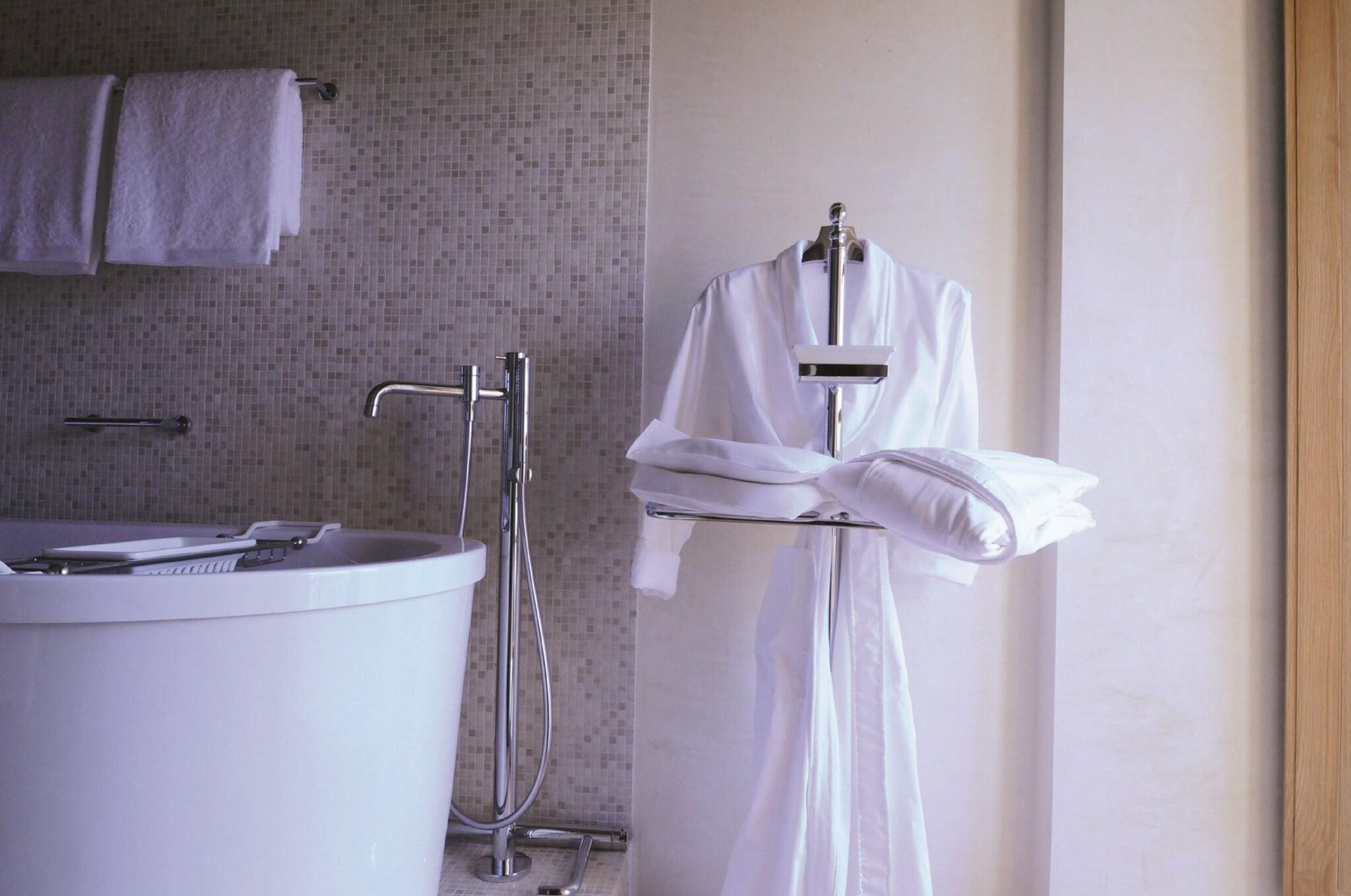 Double Superior Queen Bed