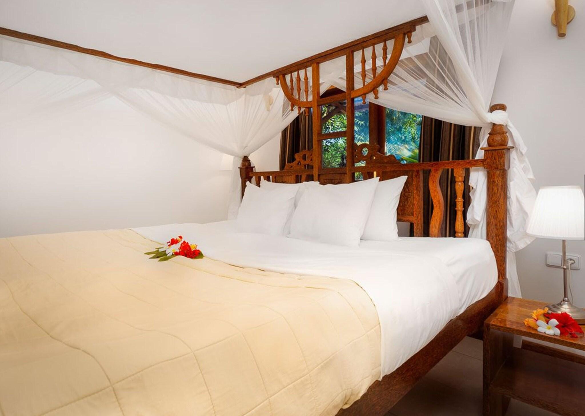 Villa Superior Partial Ocean View