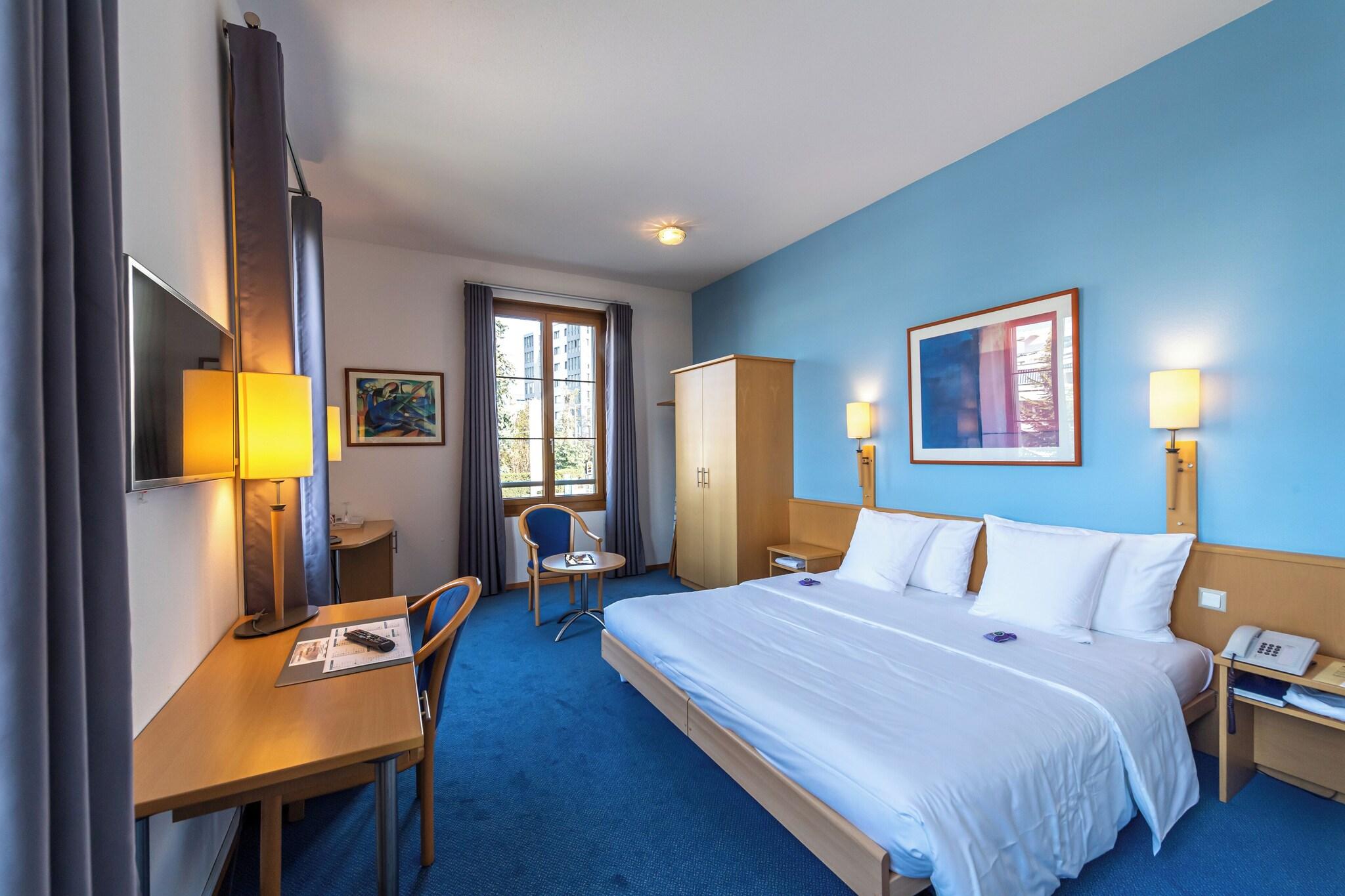 Double or Twin Two Beds