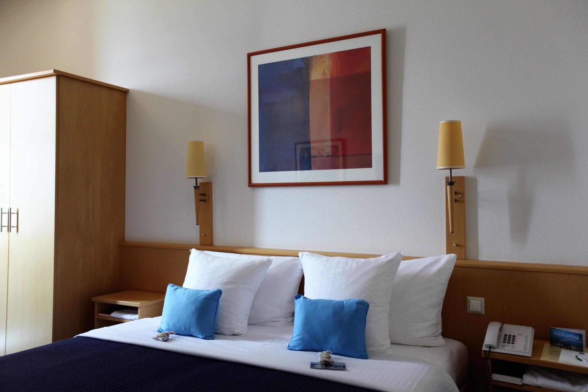 Double or Twin Two Beds