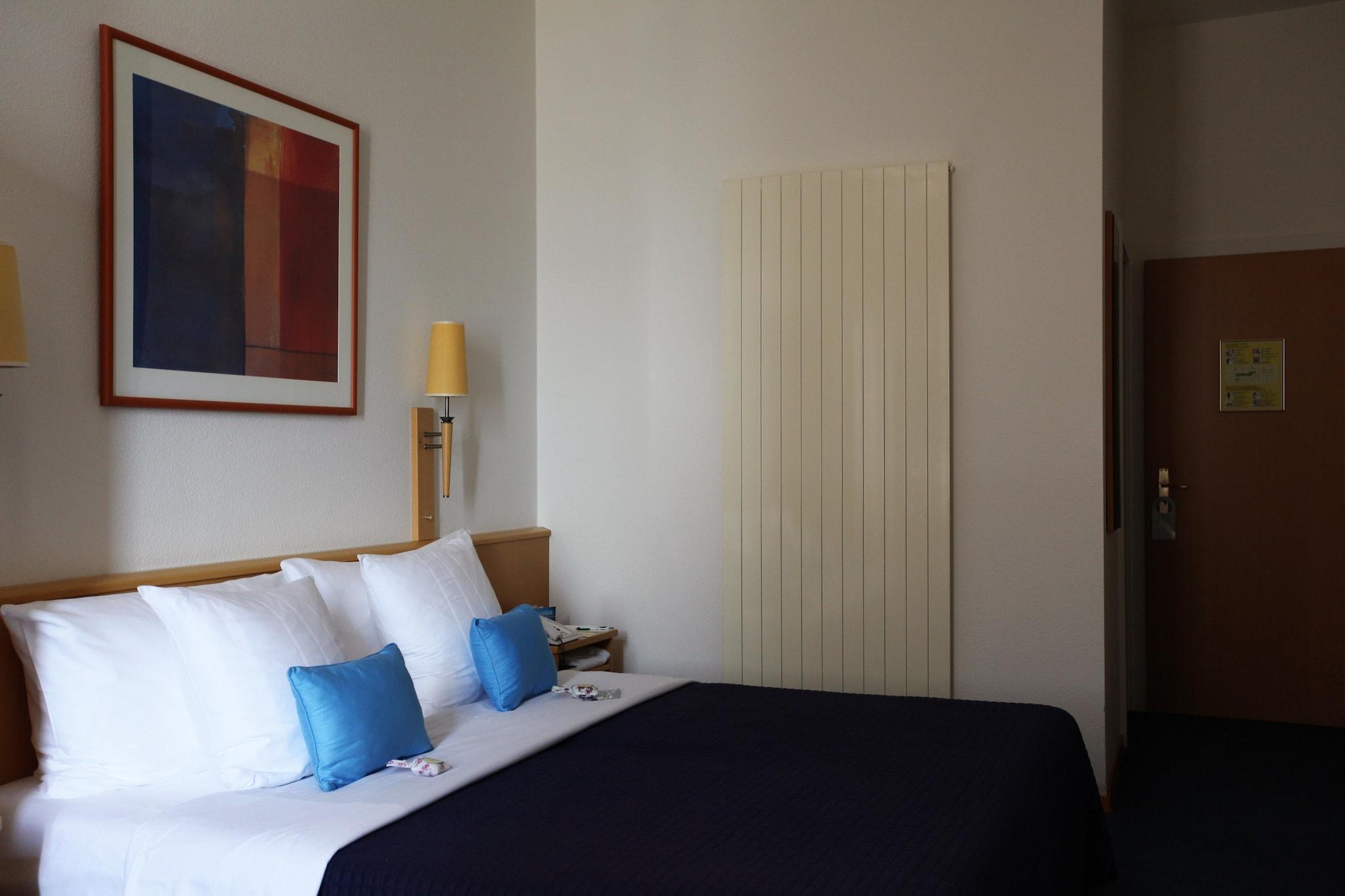 Double or Twin Two Beds