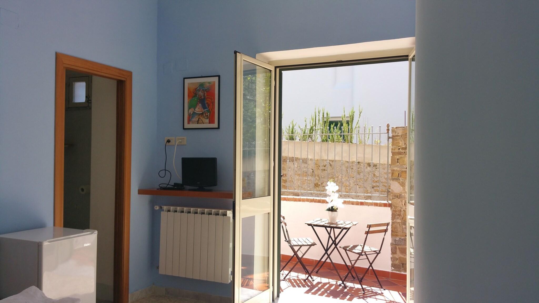 Double Queen Size Bed