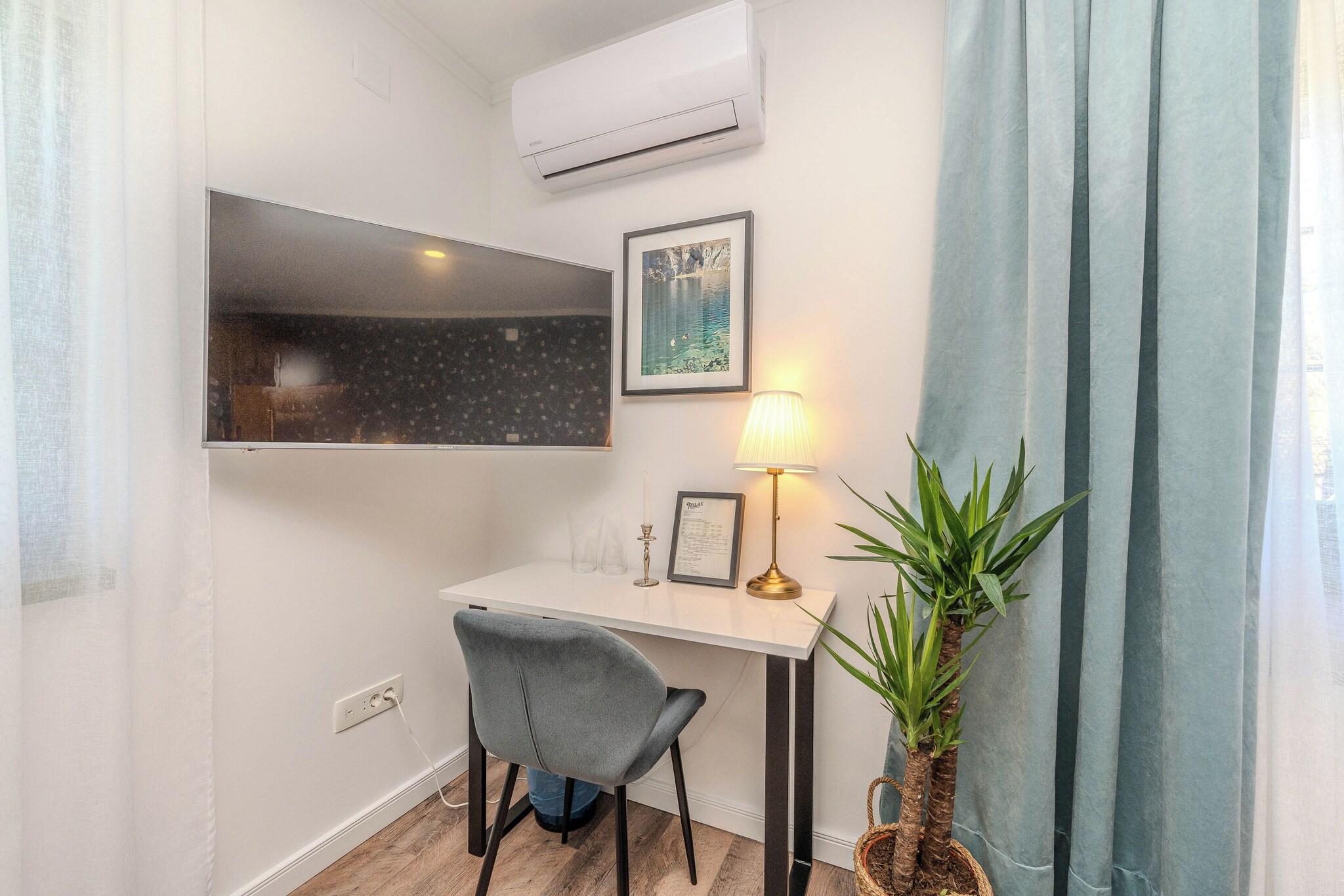 Double Deluxe Queen Bed