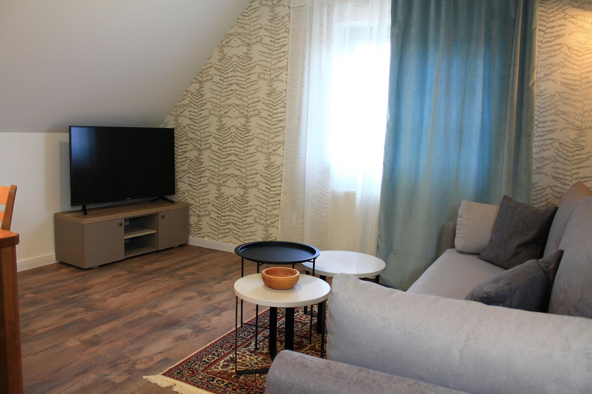 Apartment Queen Size Bed