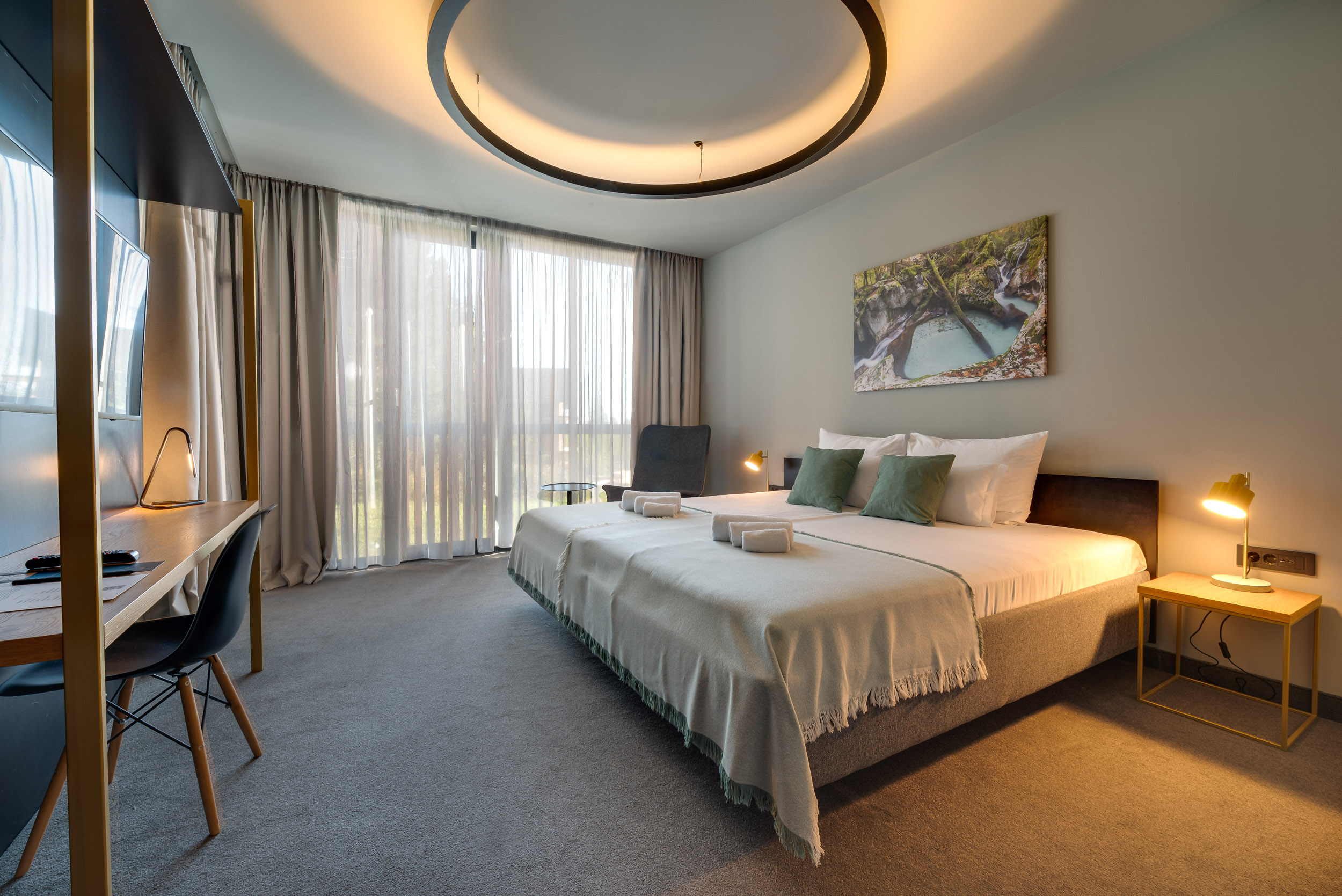 Double or Twin Superior