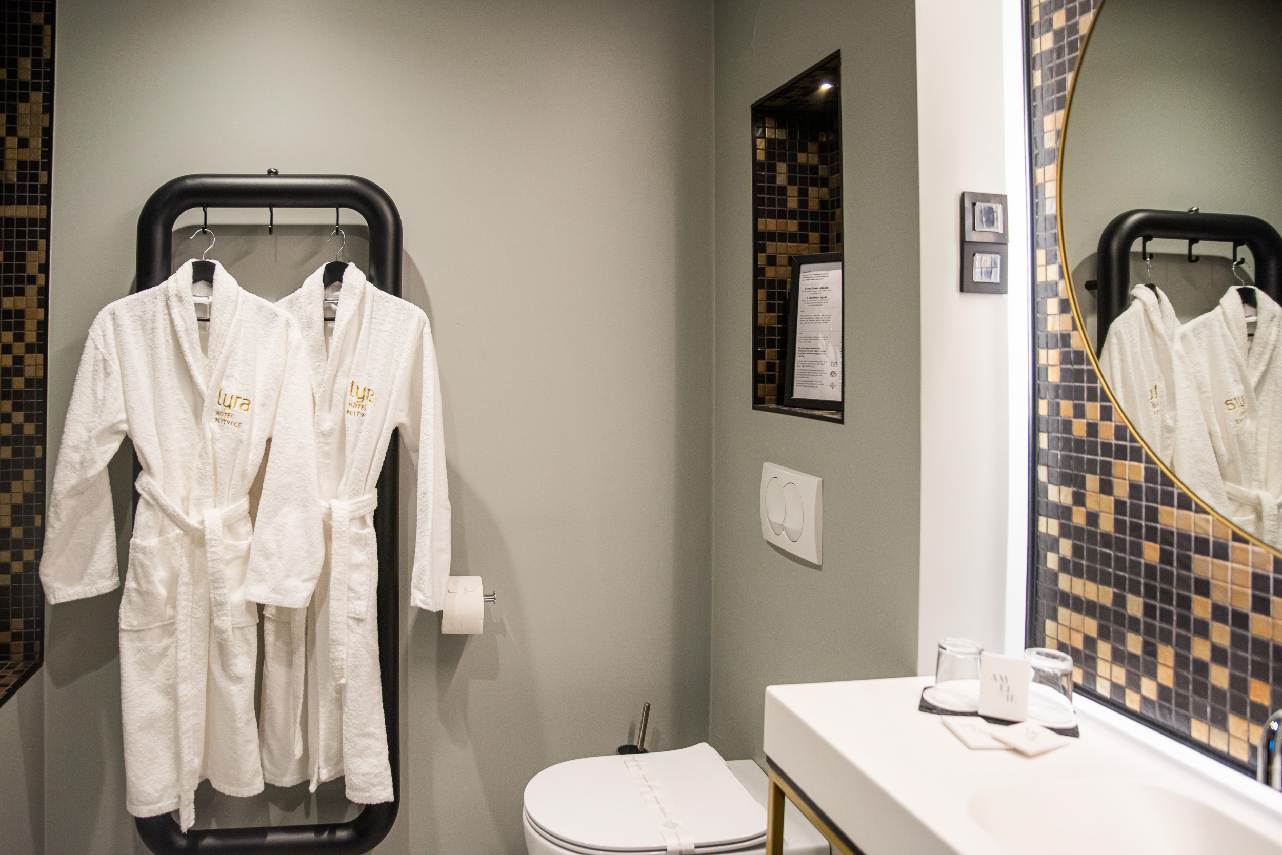 Double or Twin Superior