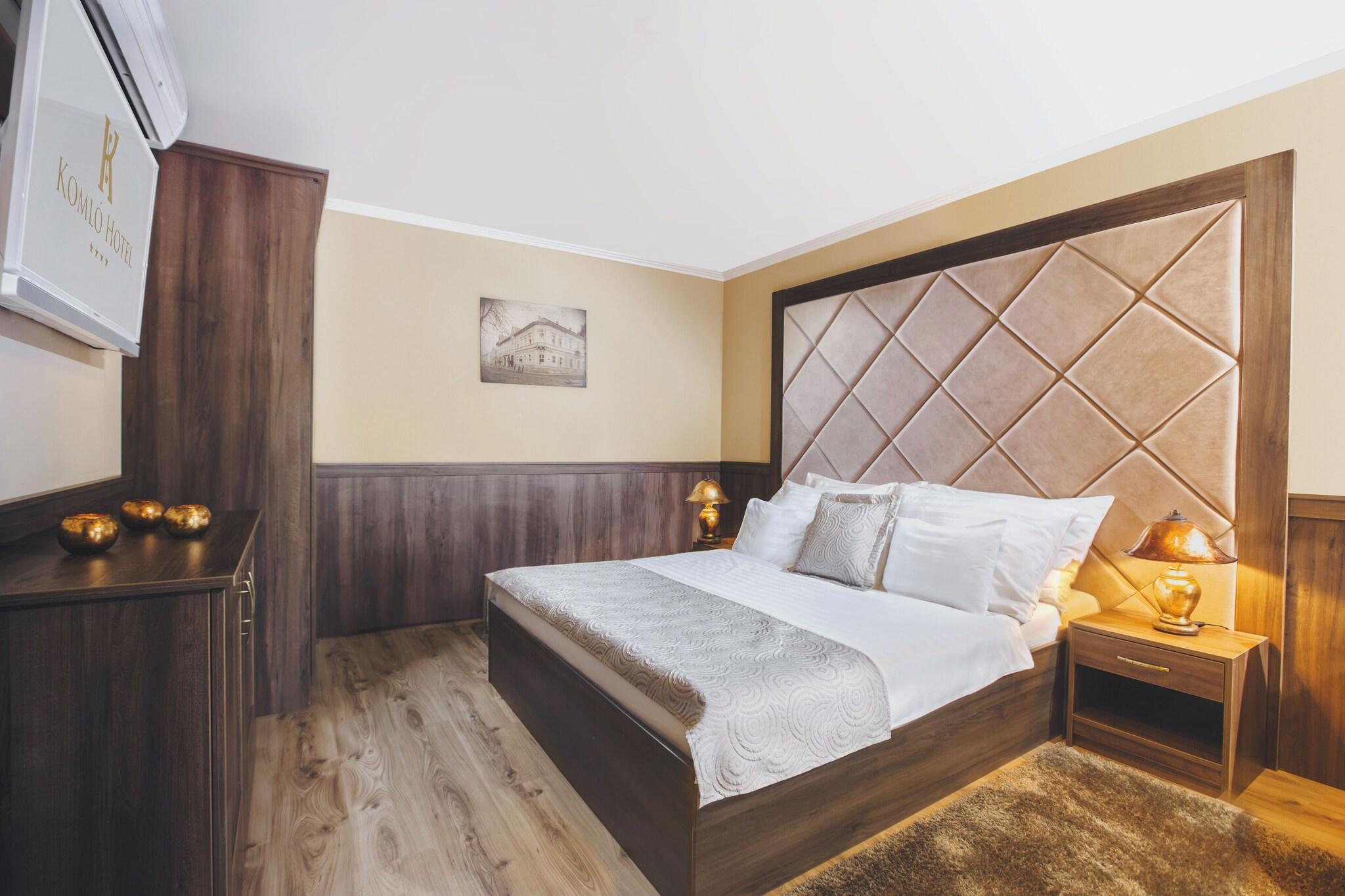 Suite Two Queen Beds