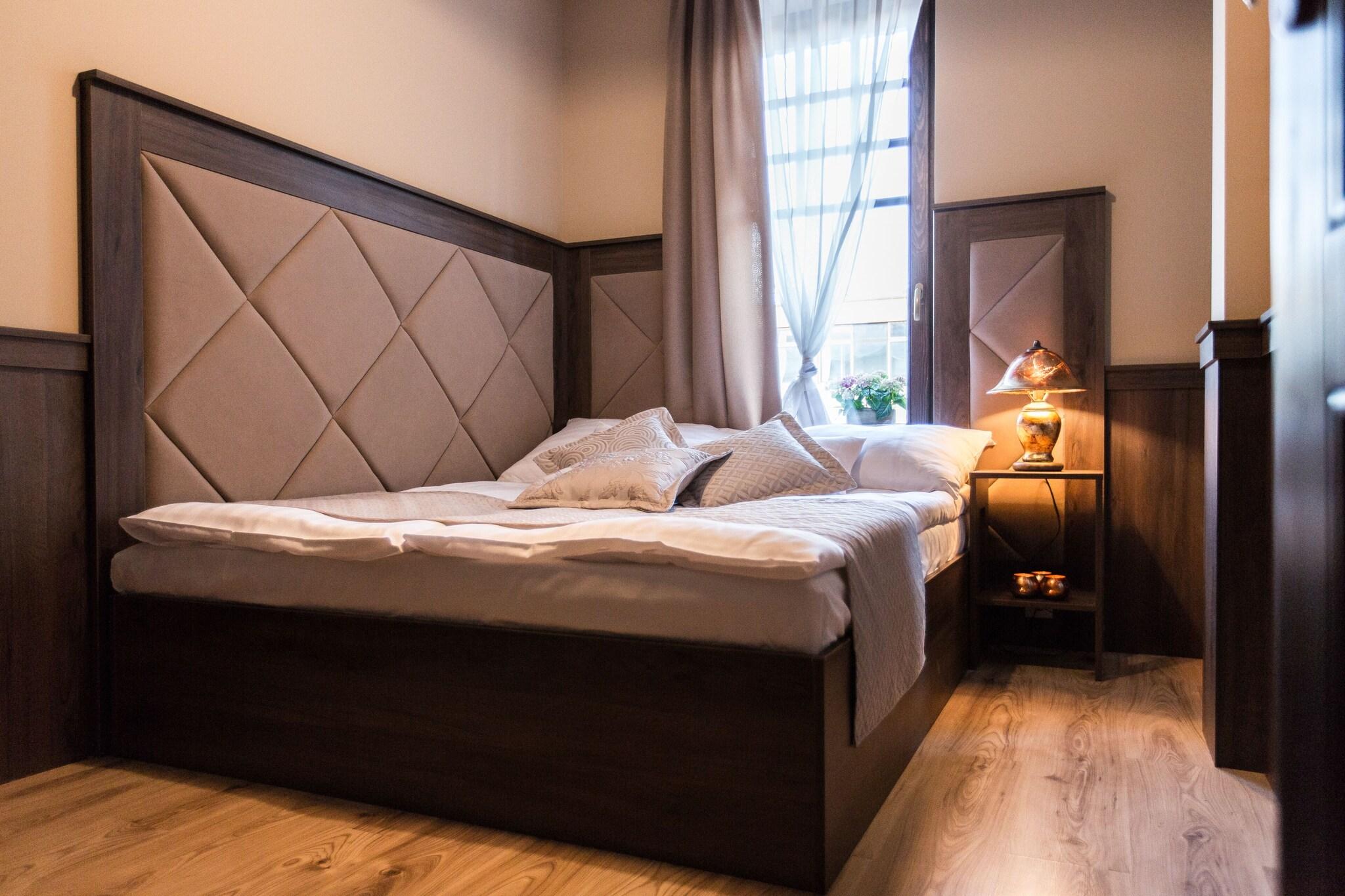 Double Queen Size Bed