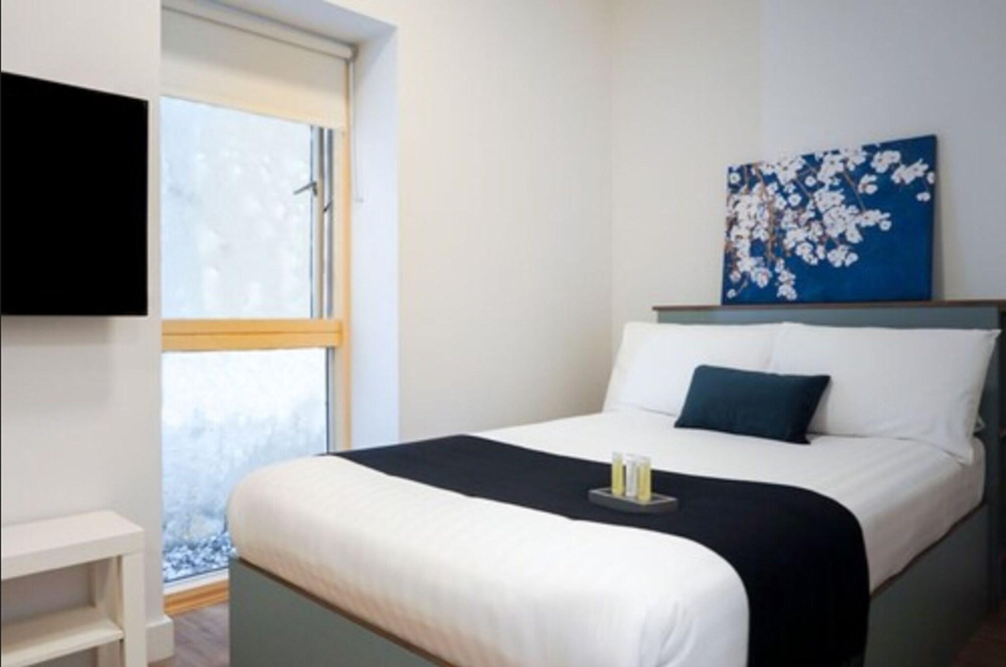 Studio with Double Bed