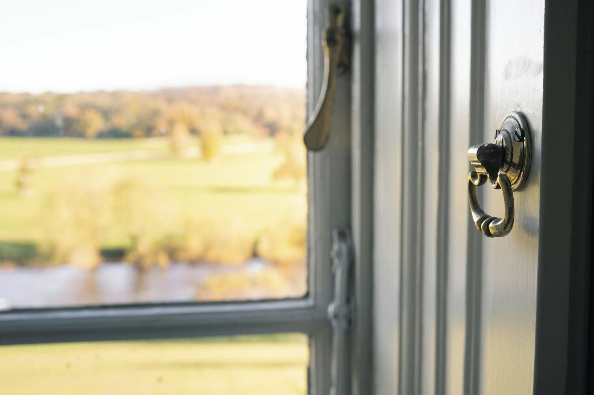 House Premium with Views