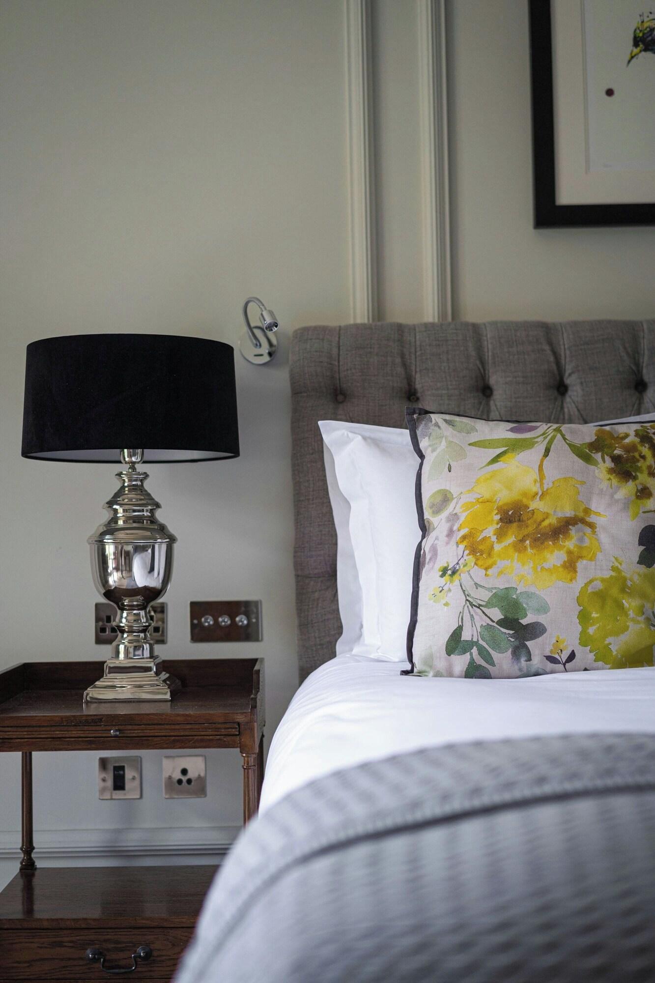 Suite Garden View King Bed