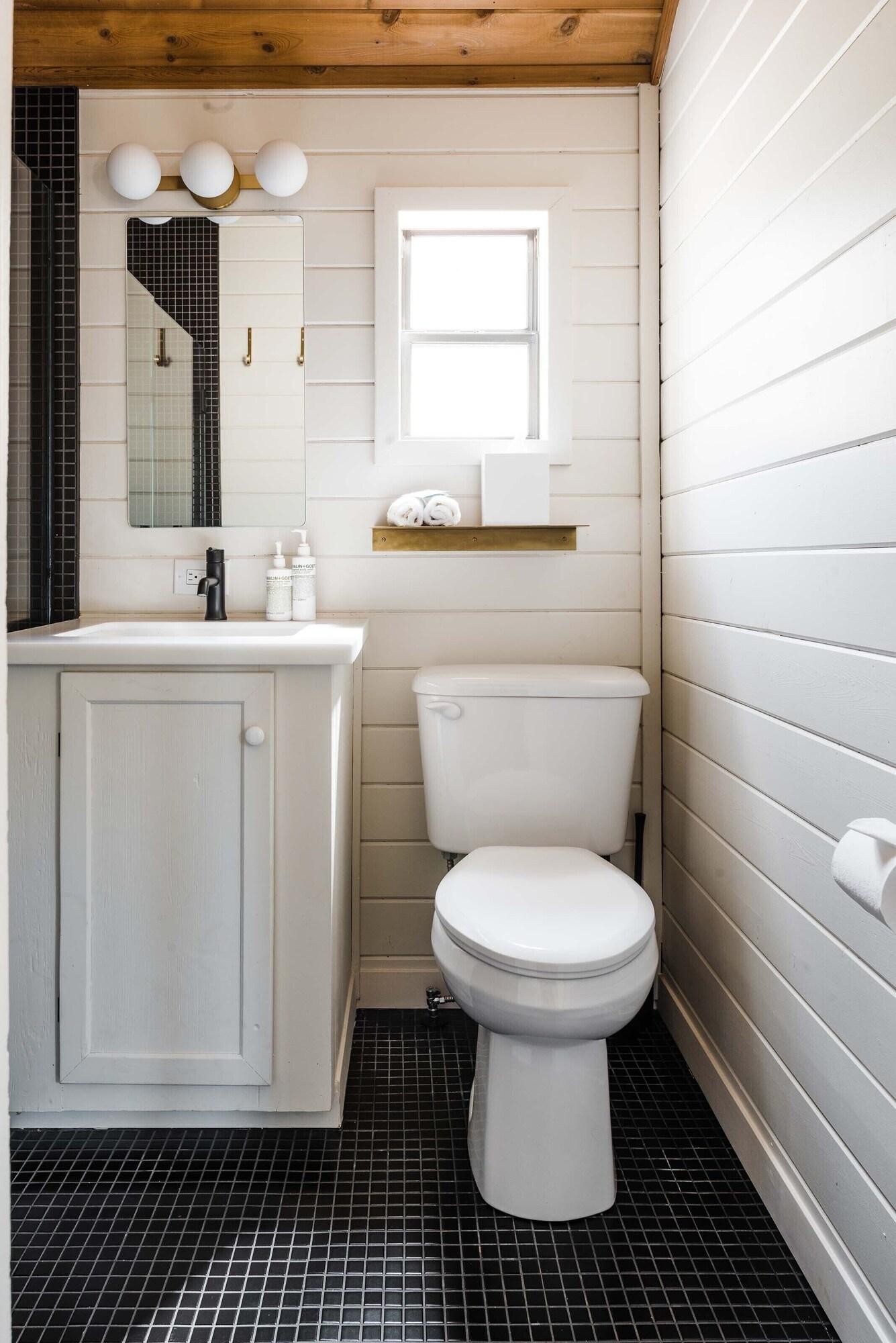 Family Room Three Beds