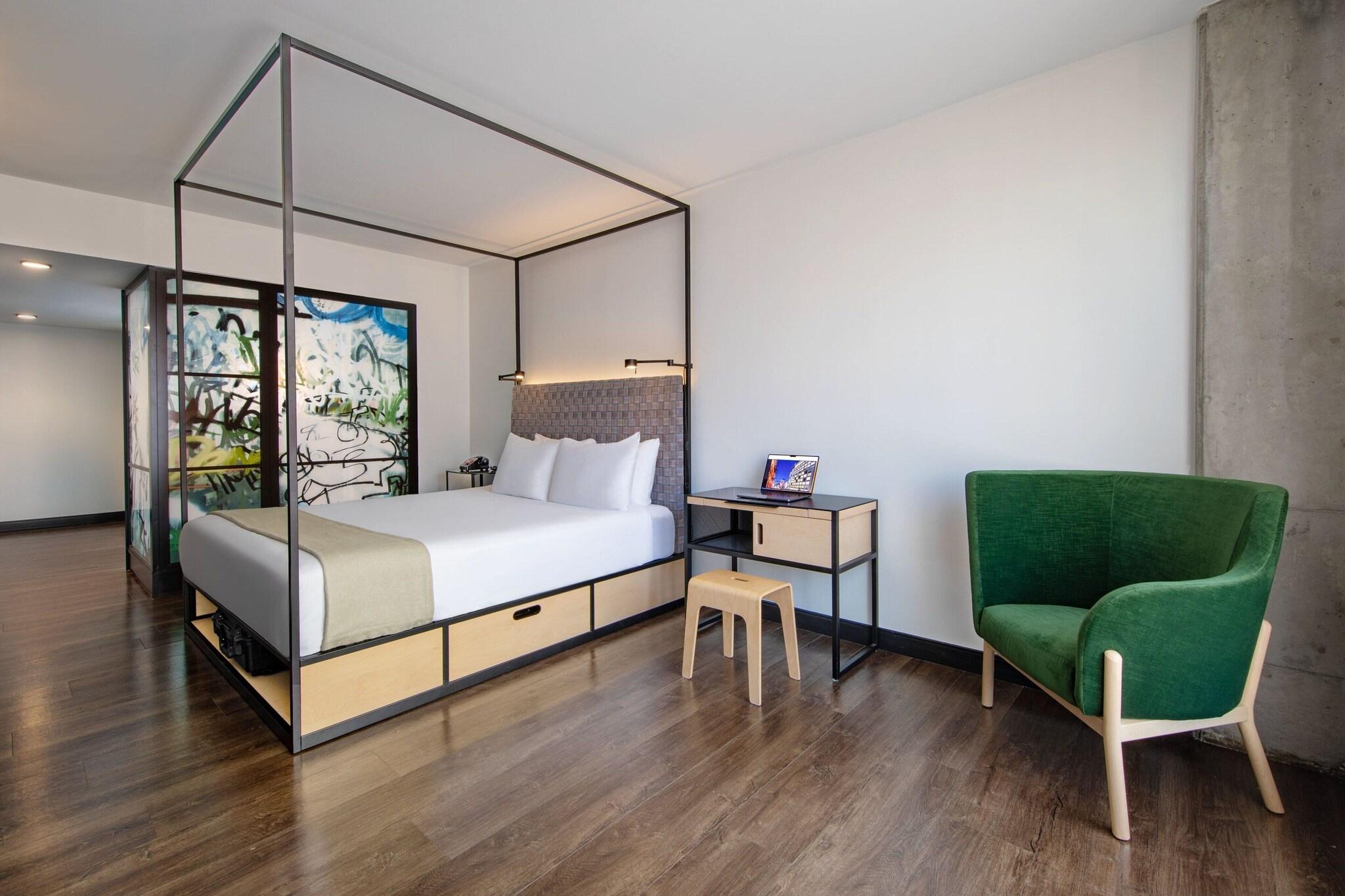 Double Executive King Bed