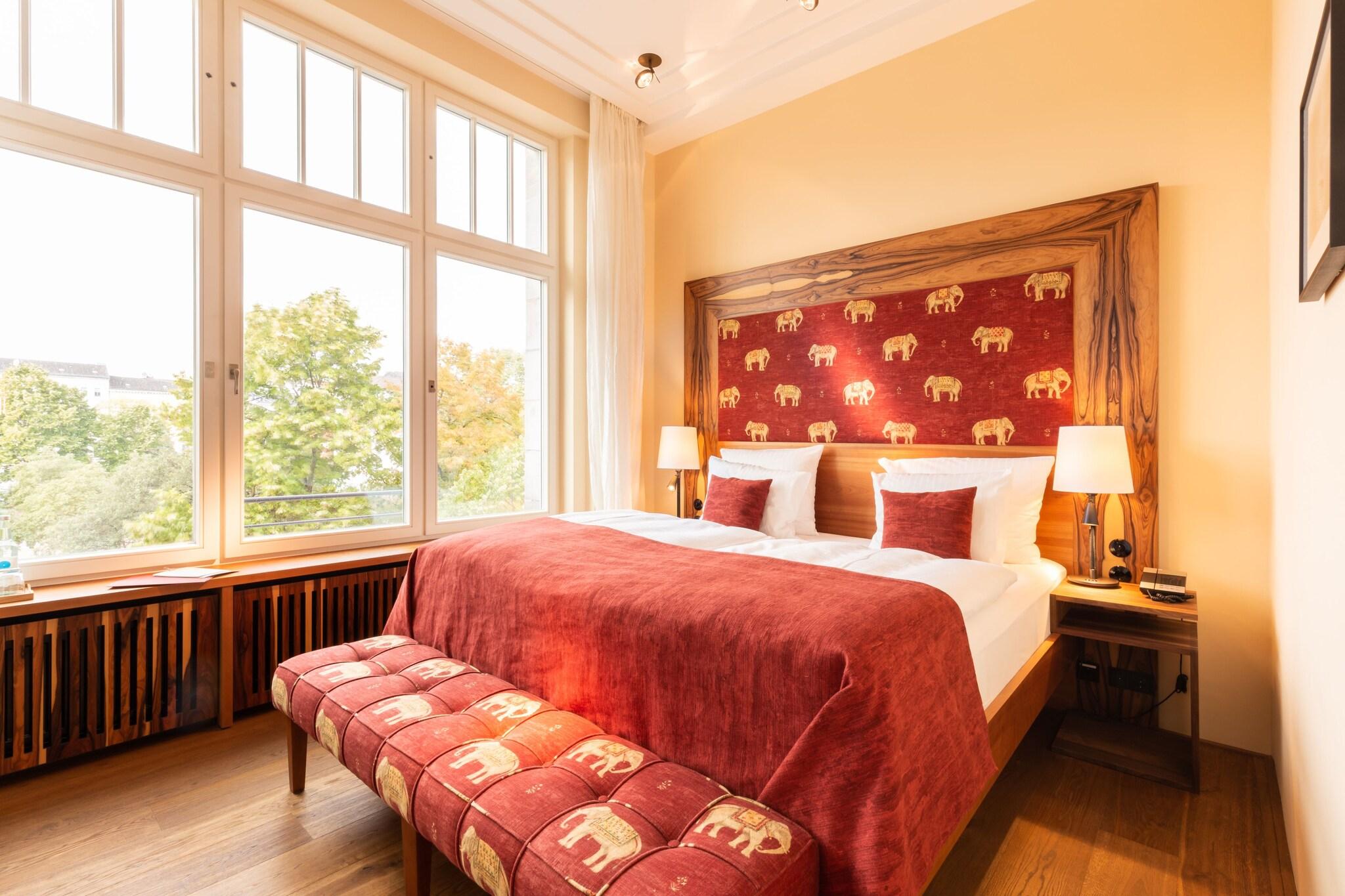 Junior Suite King Size Bed