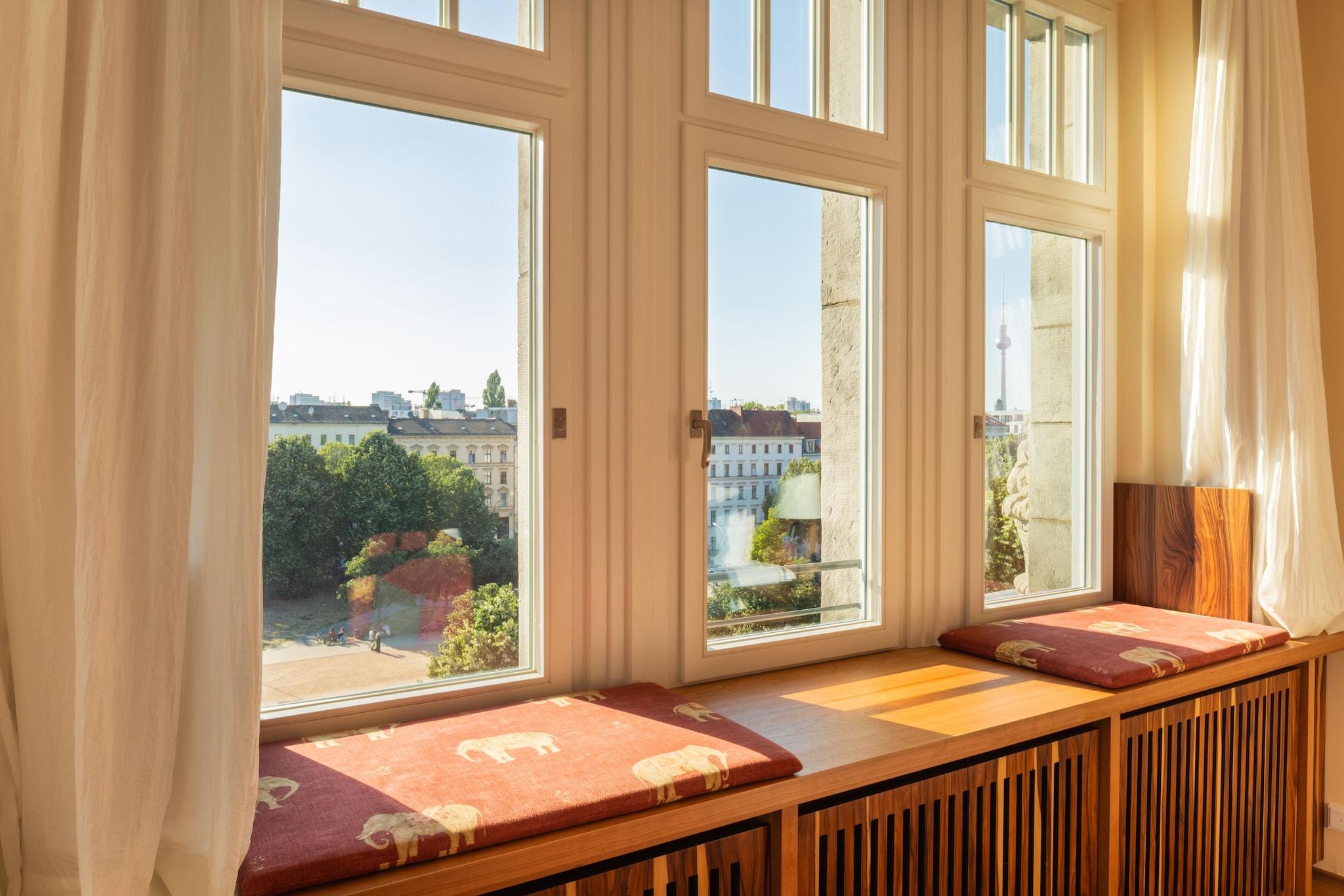 Double Queen Size Bed