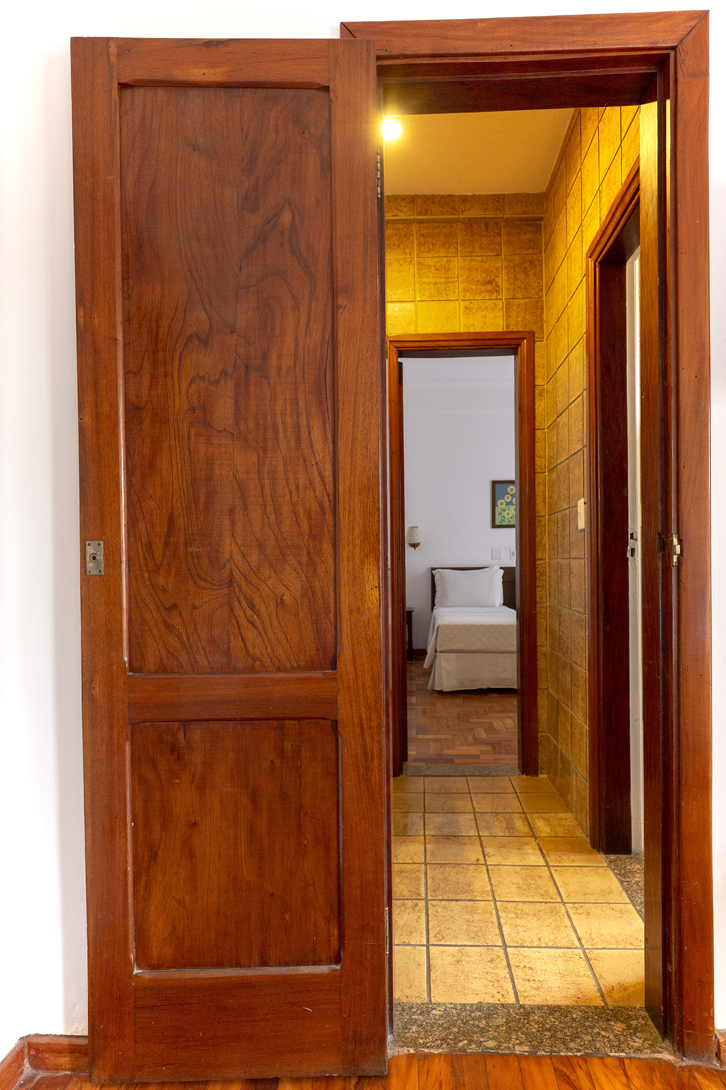 Apartment Connecting Room